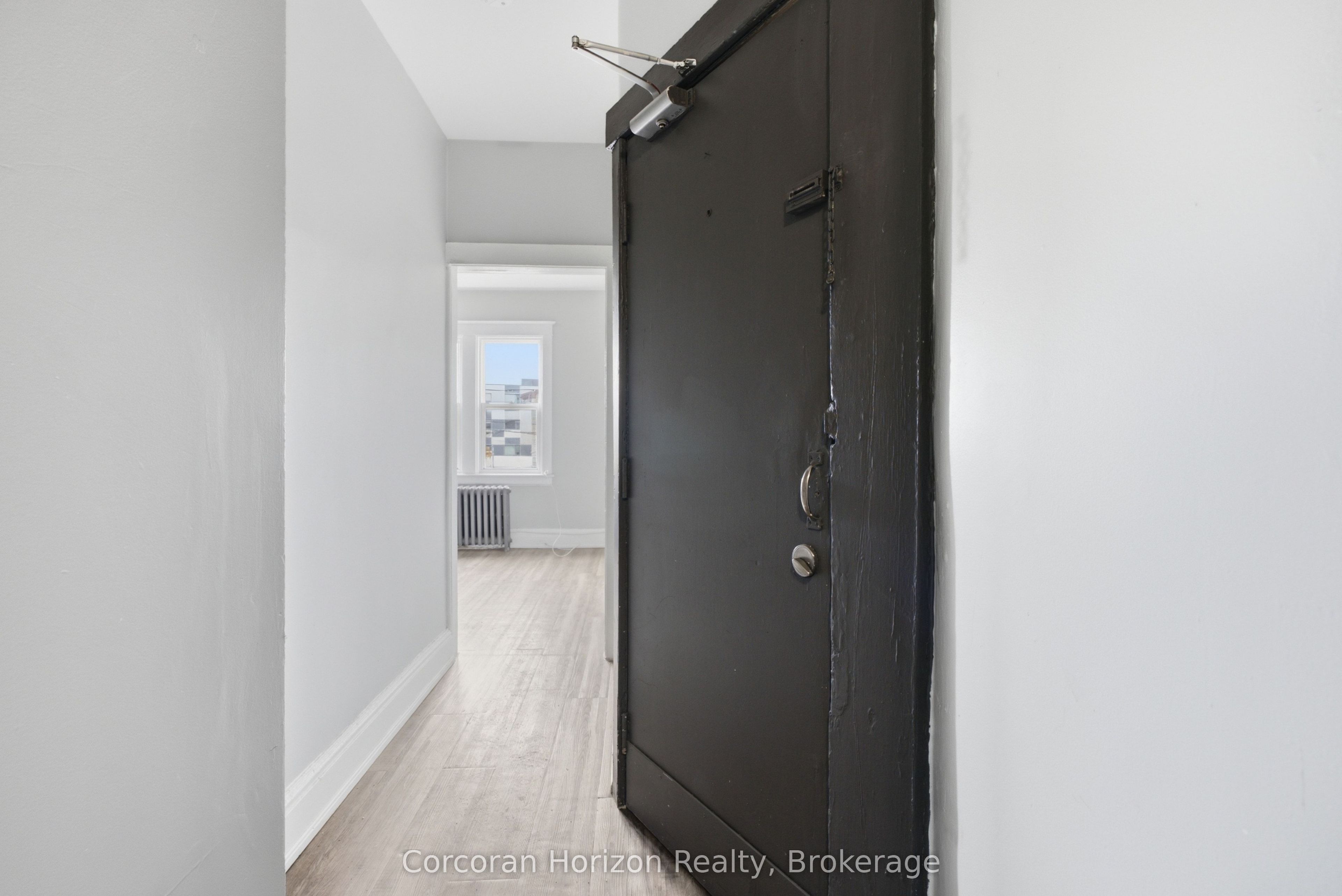 1539-1547 Barton Street E