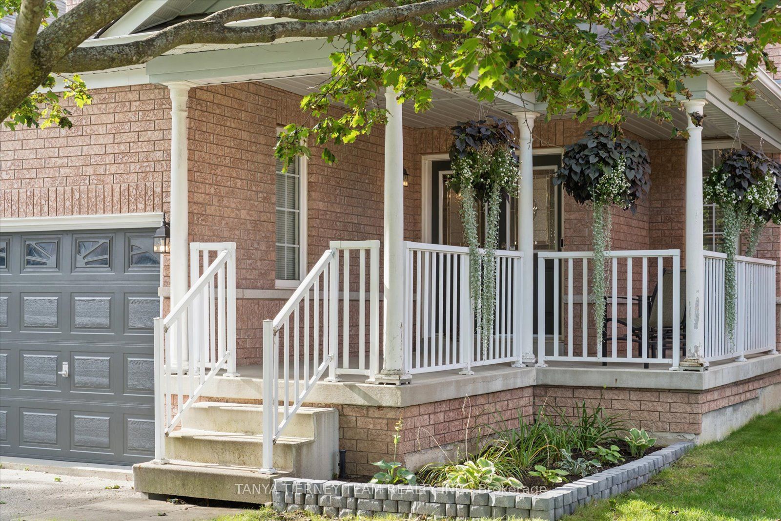 16 Corianne Avenue