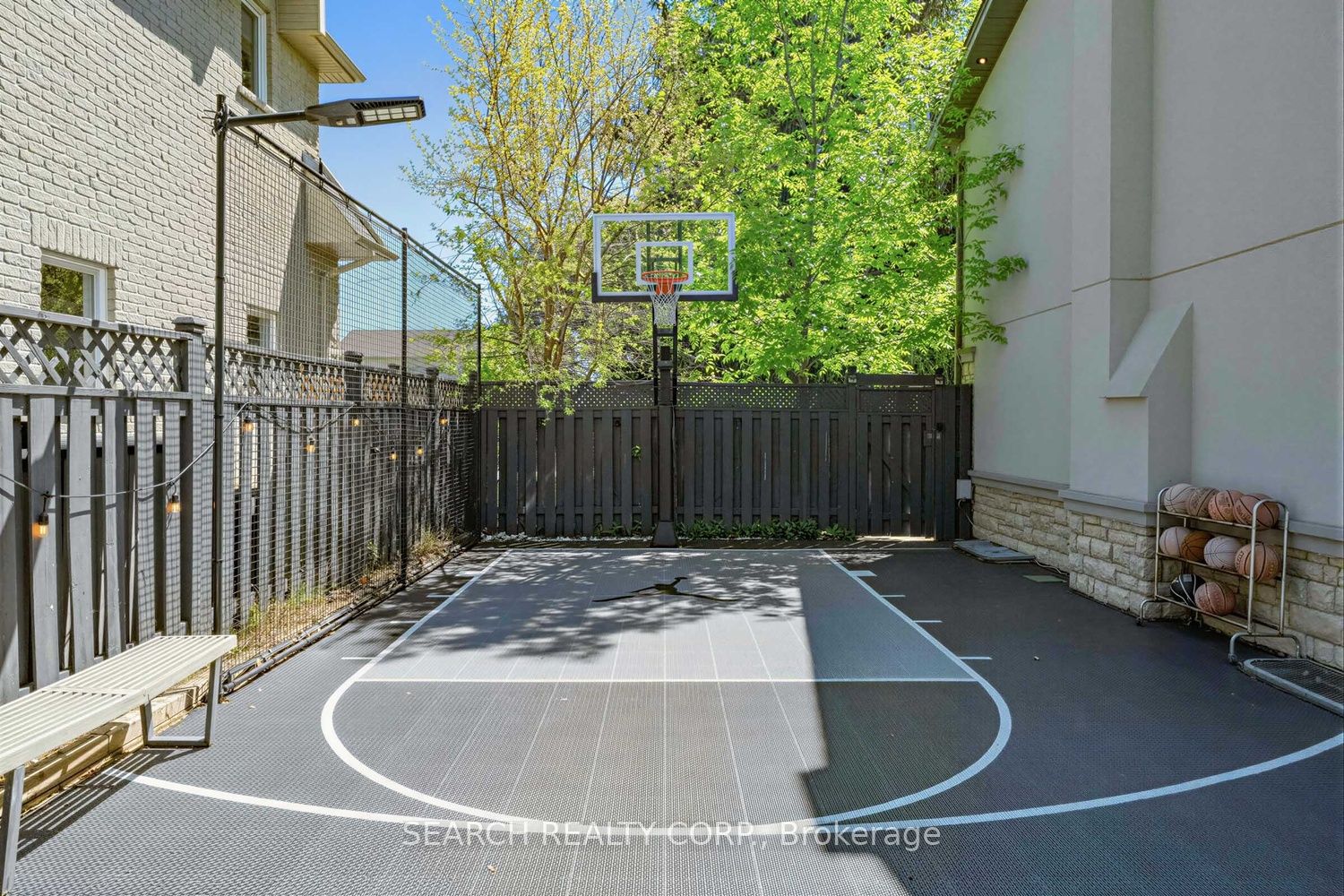 1421 Watersedge Road