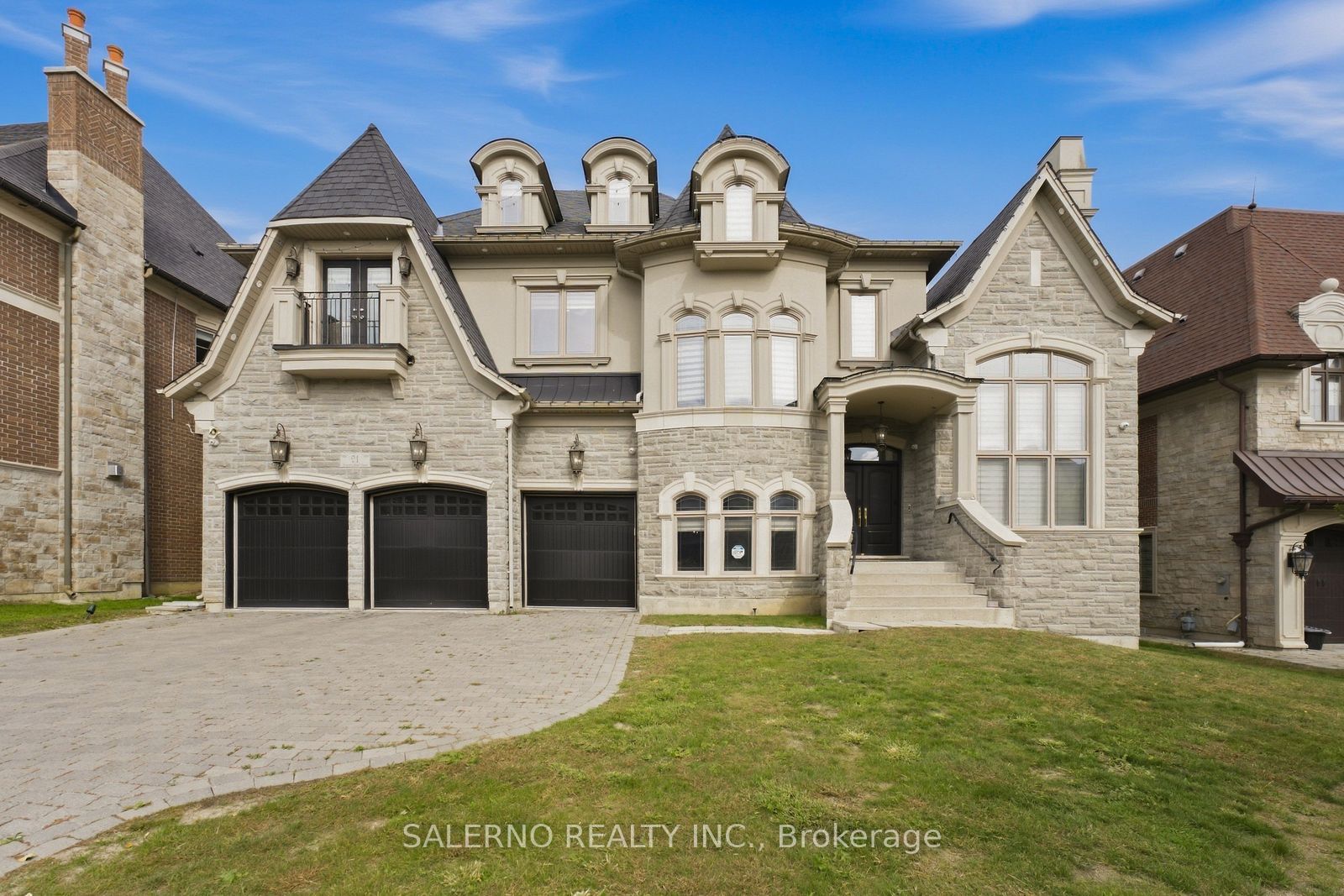 21 Autumn Wind Court