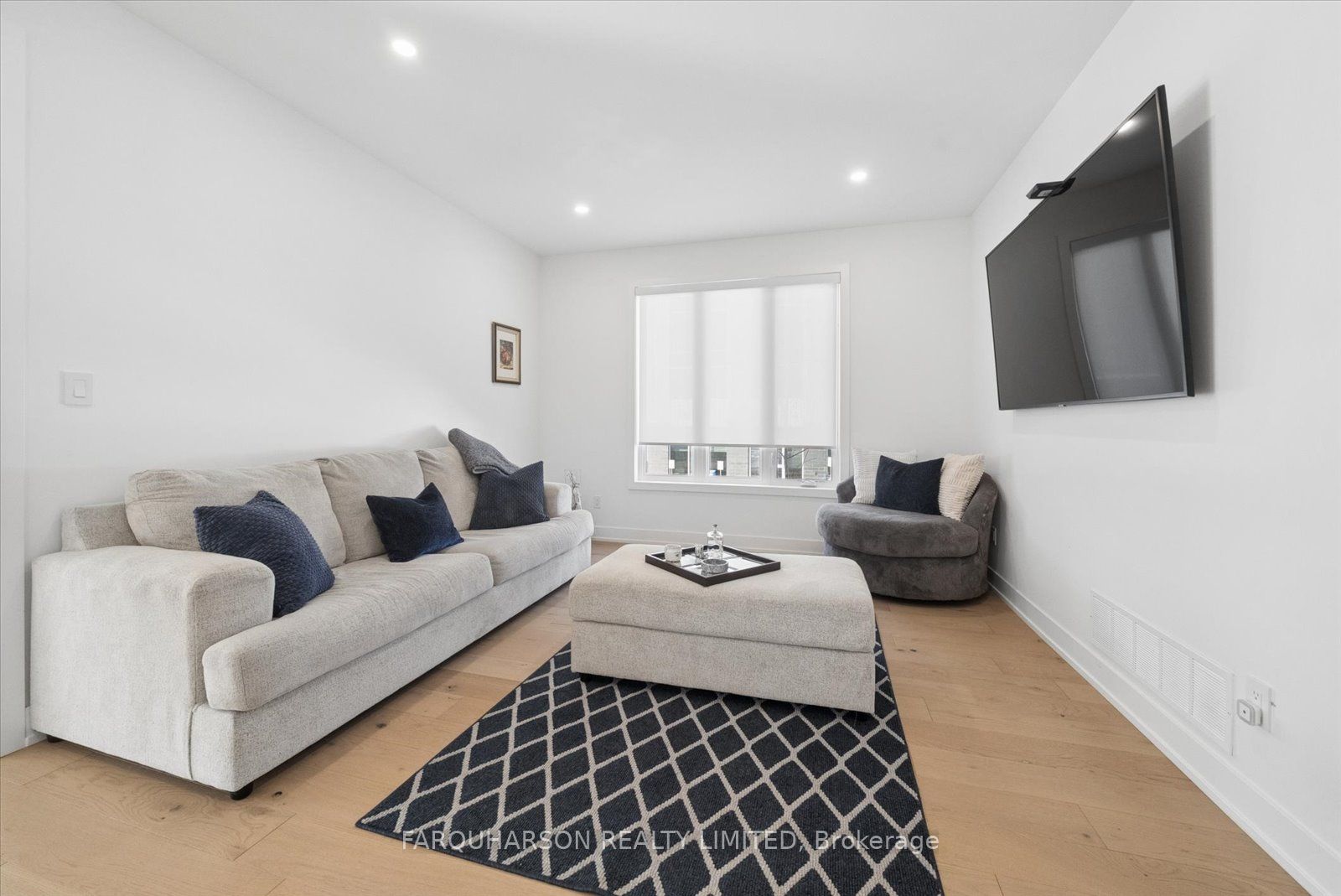 18 Victoria Drive