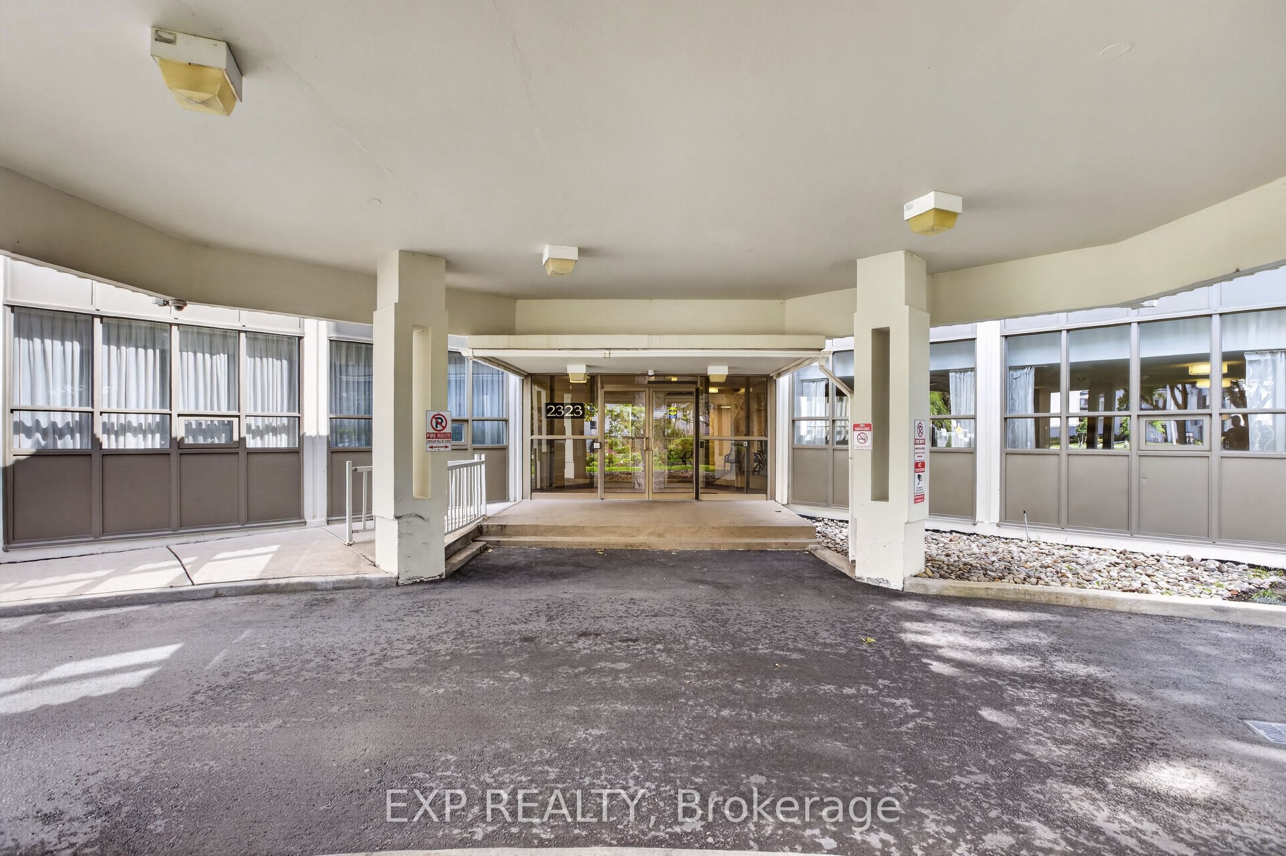2323 Confederation Parkway 808
