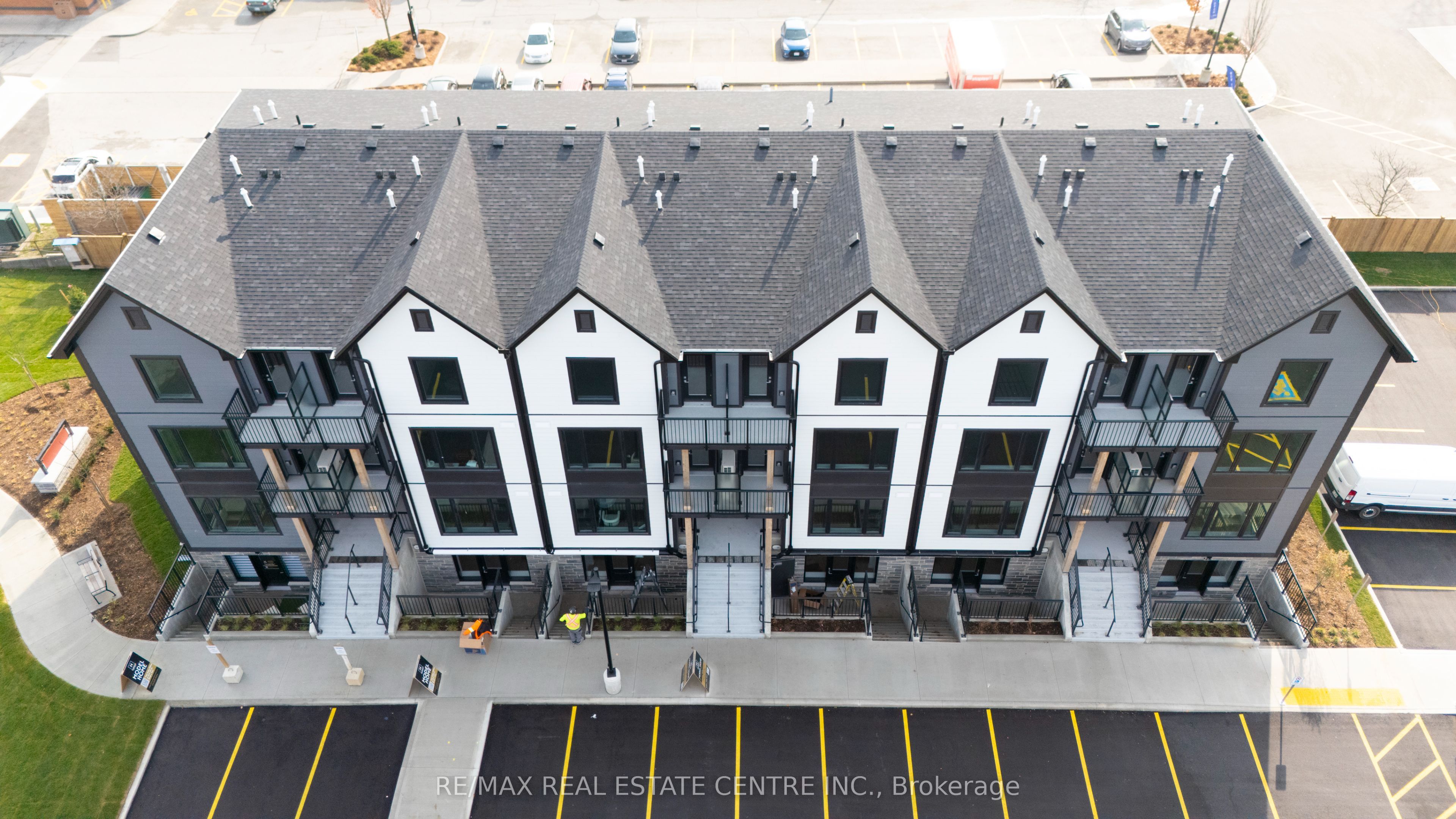 708 Woolwich Street 117