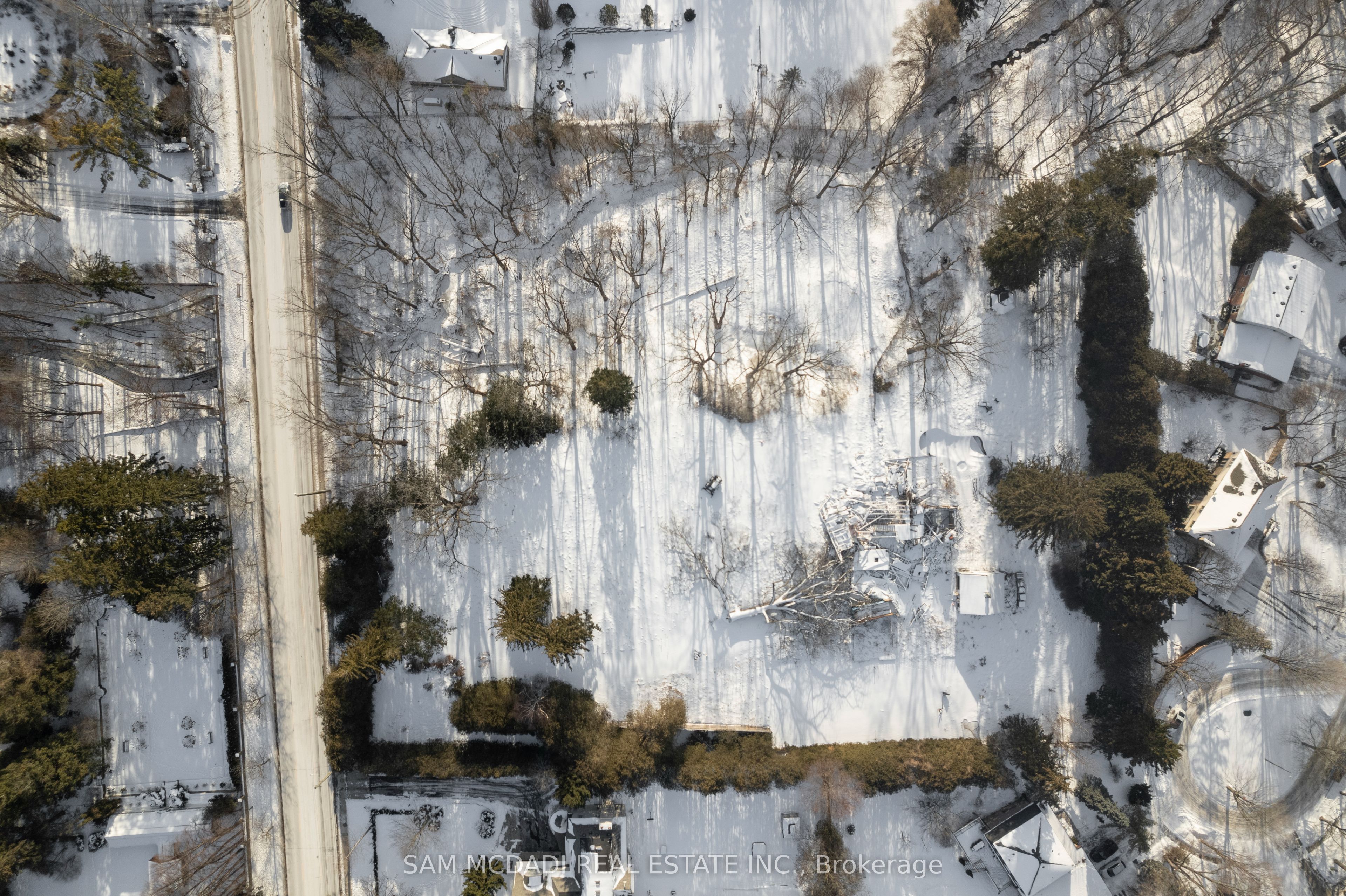 1475 Lakeshore Road E