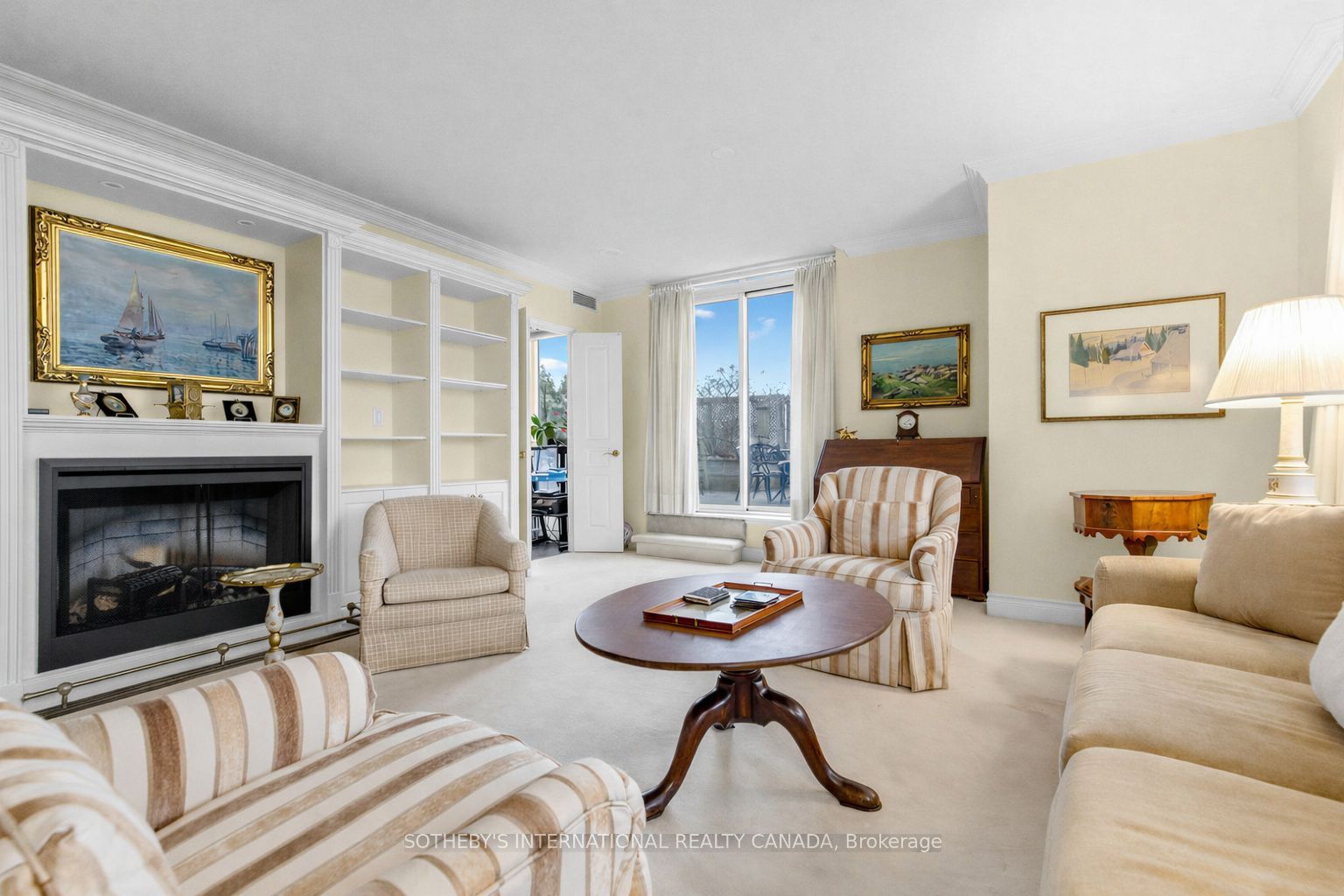 10 Delisle Avenue 814