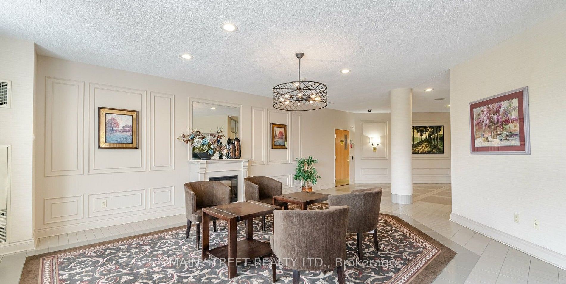 326 Major Mackenzie Drive E 314