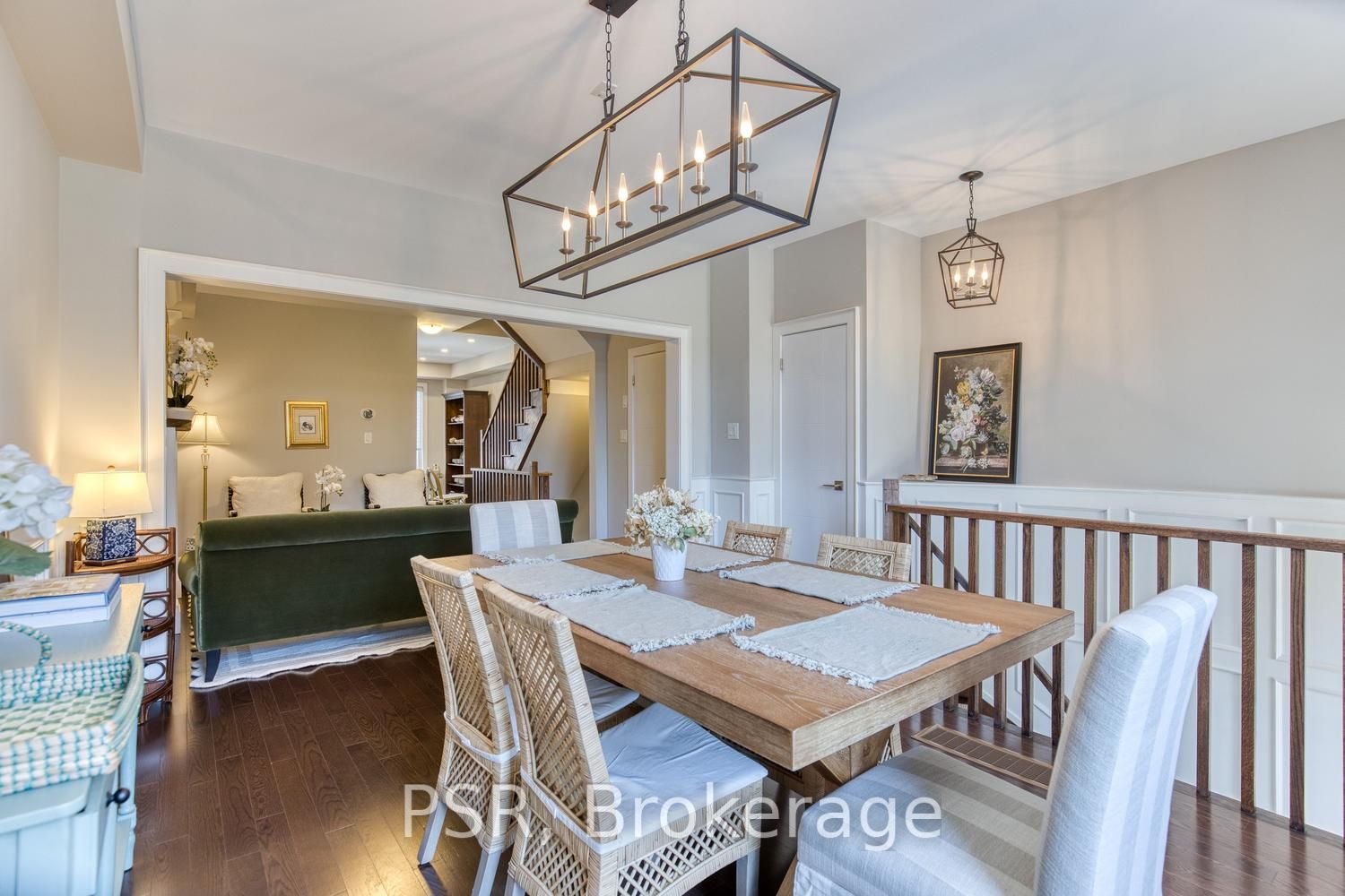 608 Mermaid Crescent