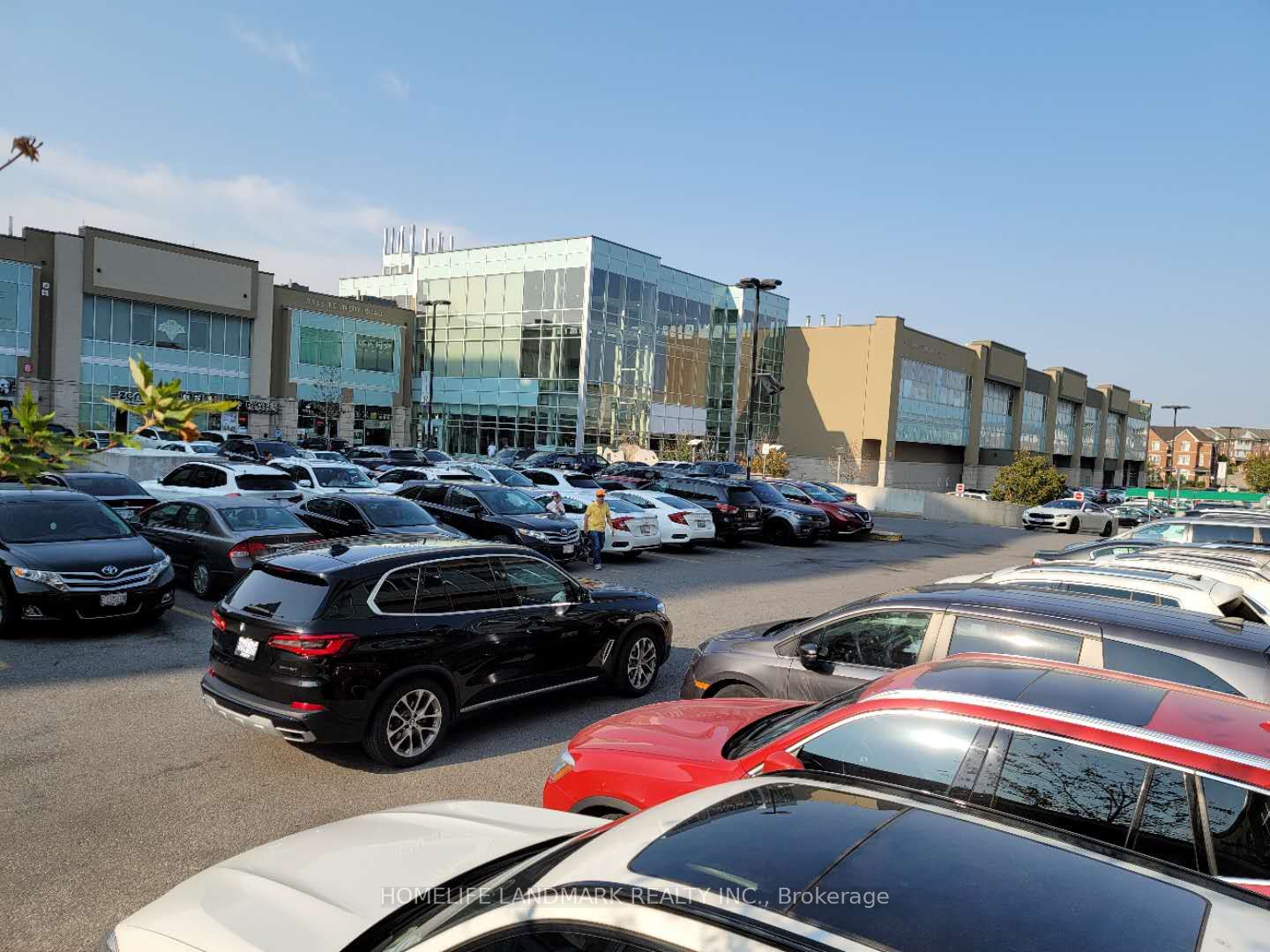 32 South Unionville Avenue 1002