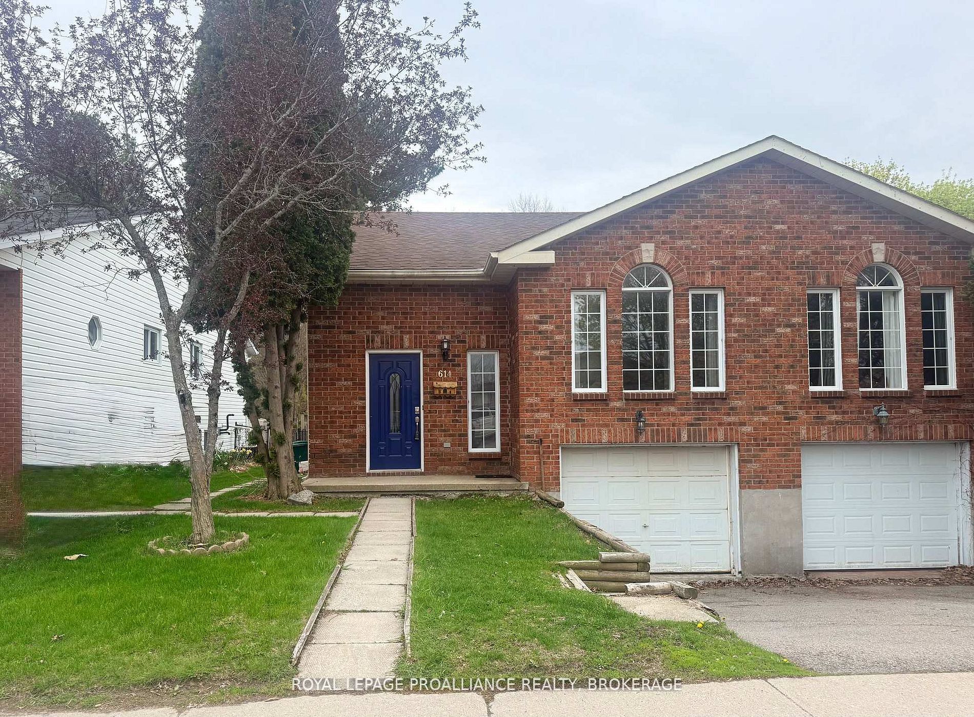 614 Barnsley Crescent