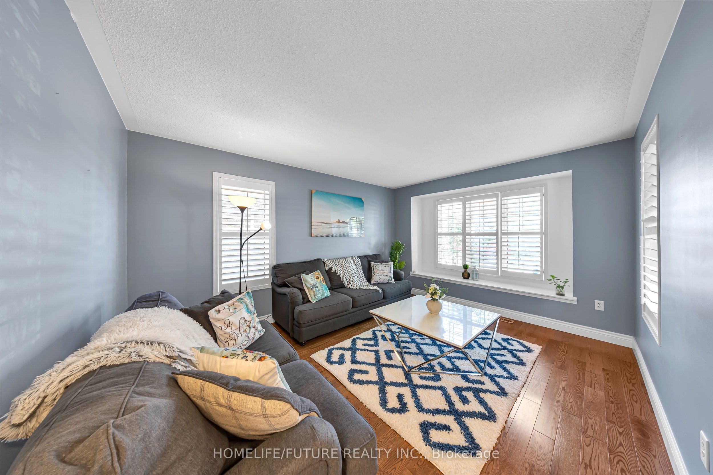 17 Grainger Crescent