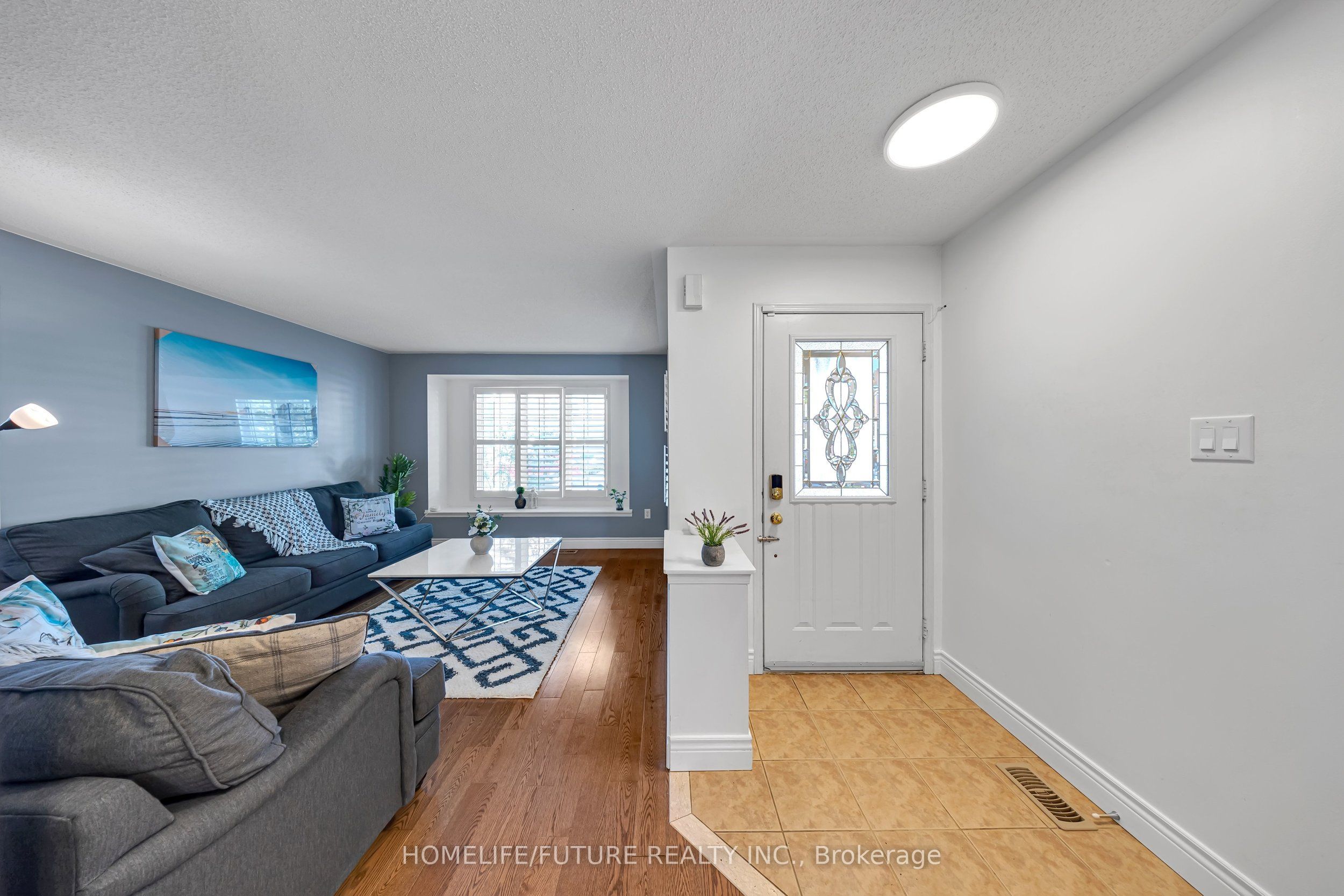 17 Grainger Crescent