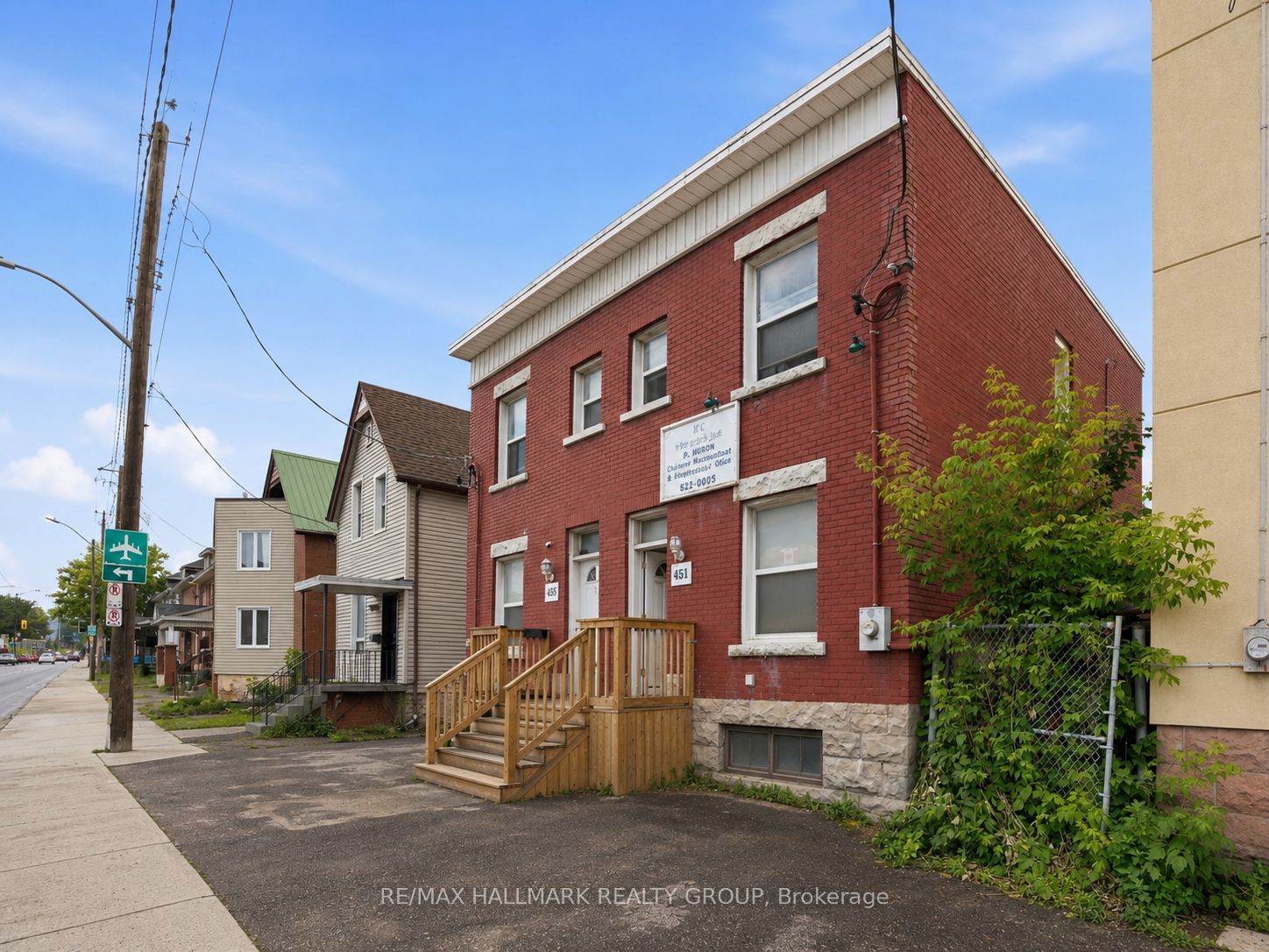 453 Catherine Street N 451 & 453