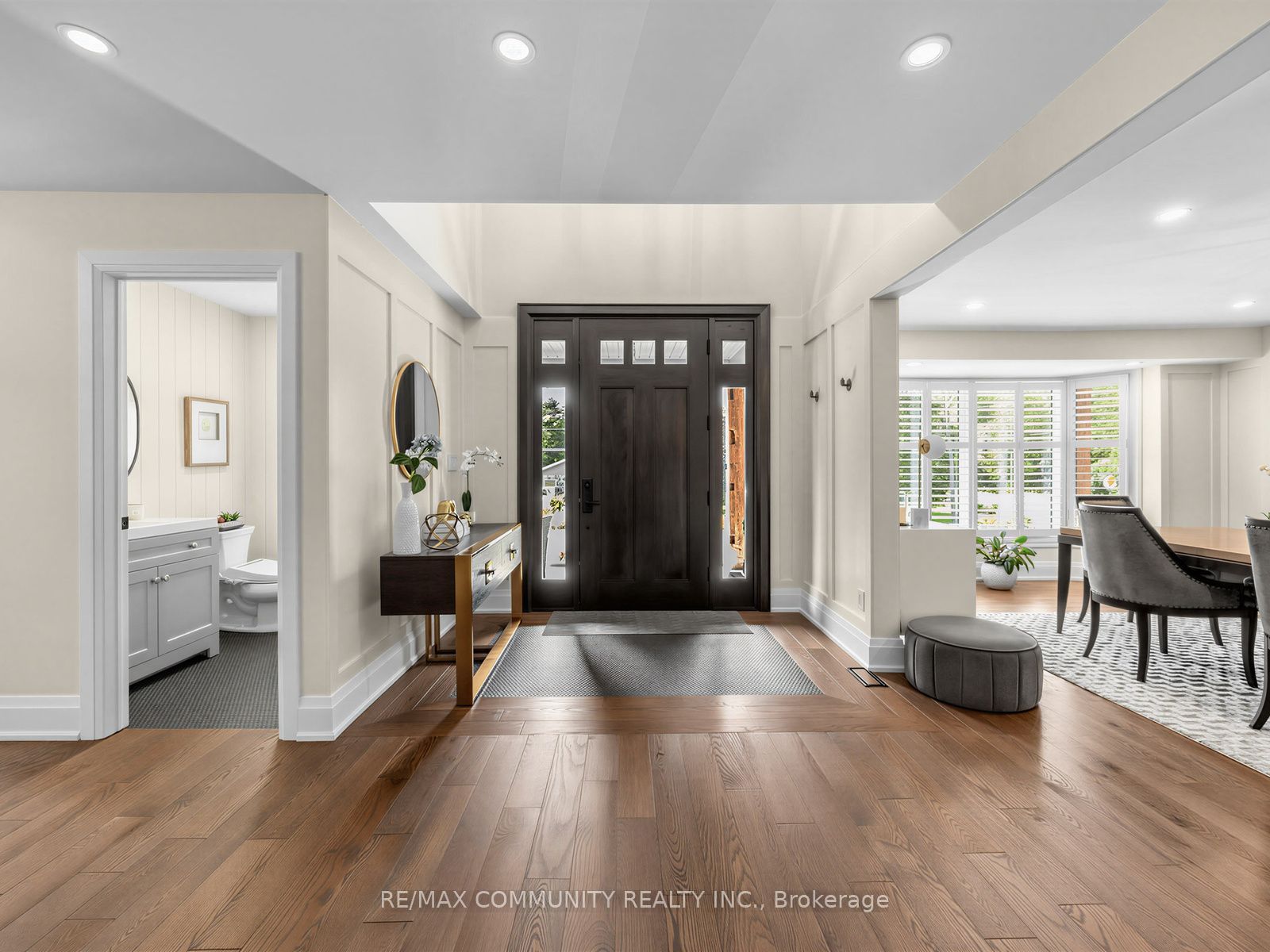 38 Robmar Street E