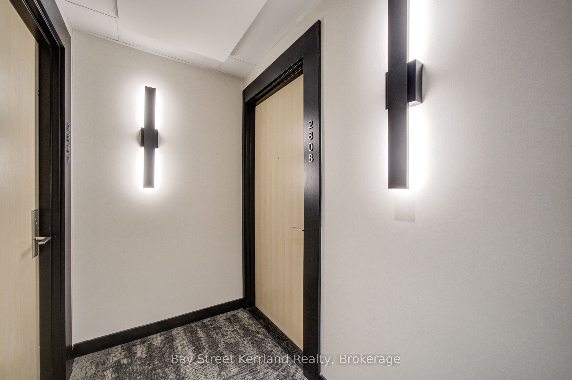395 Bloor Street E 2808