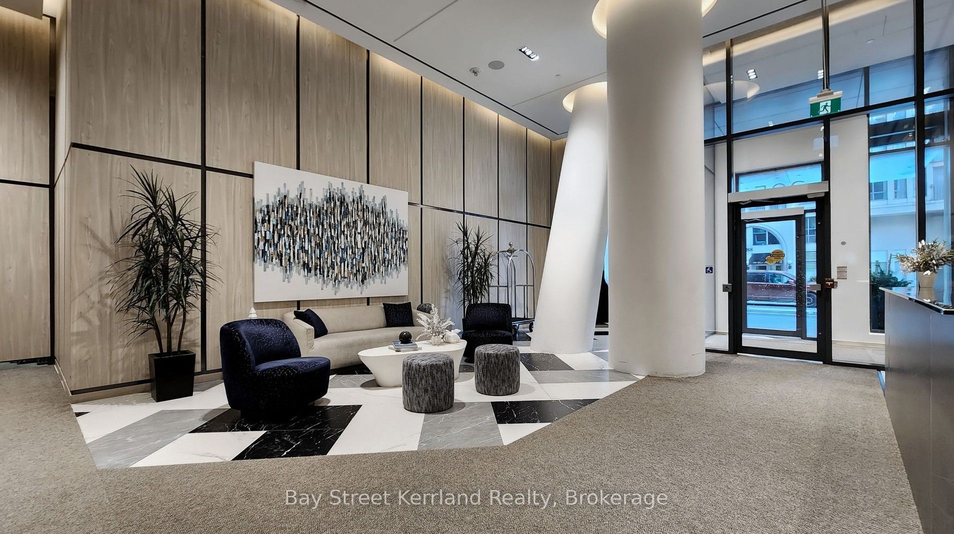 395 Bloor Street E 2808