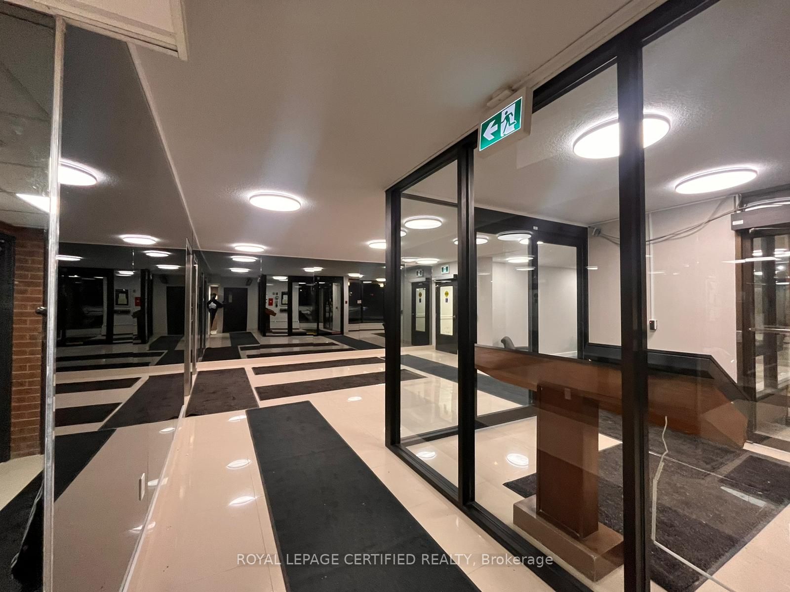 2929 Aquitaine Avenue 1209