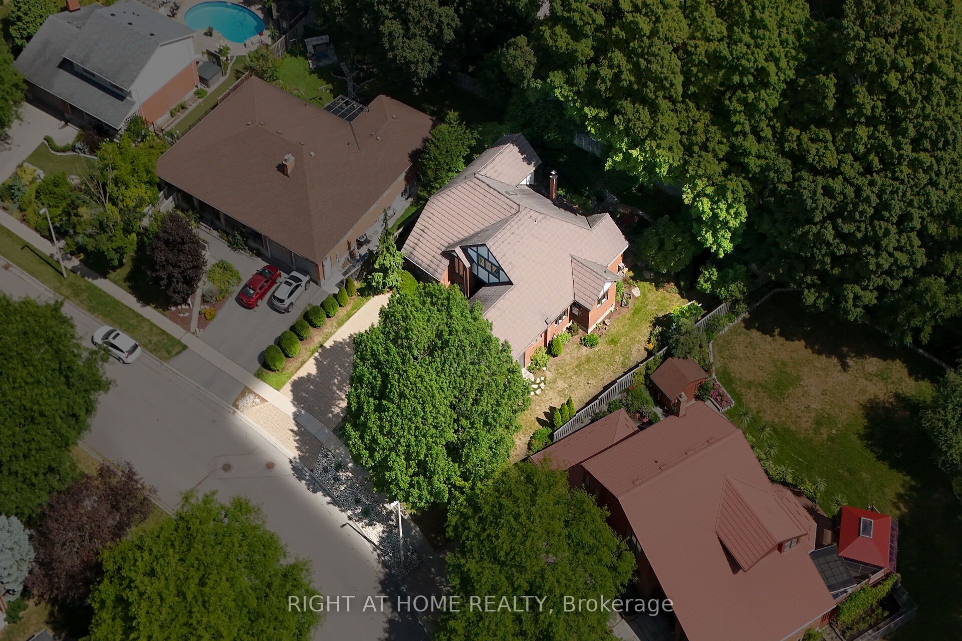 33 Walnut Drive