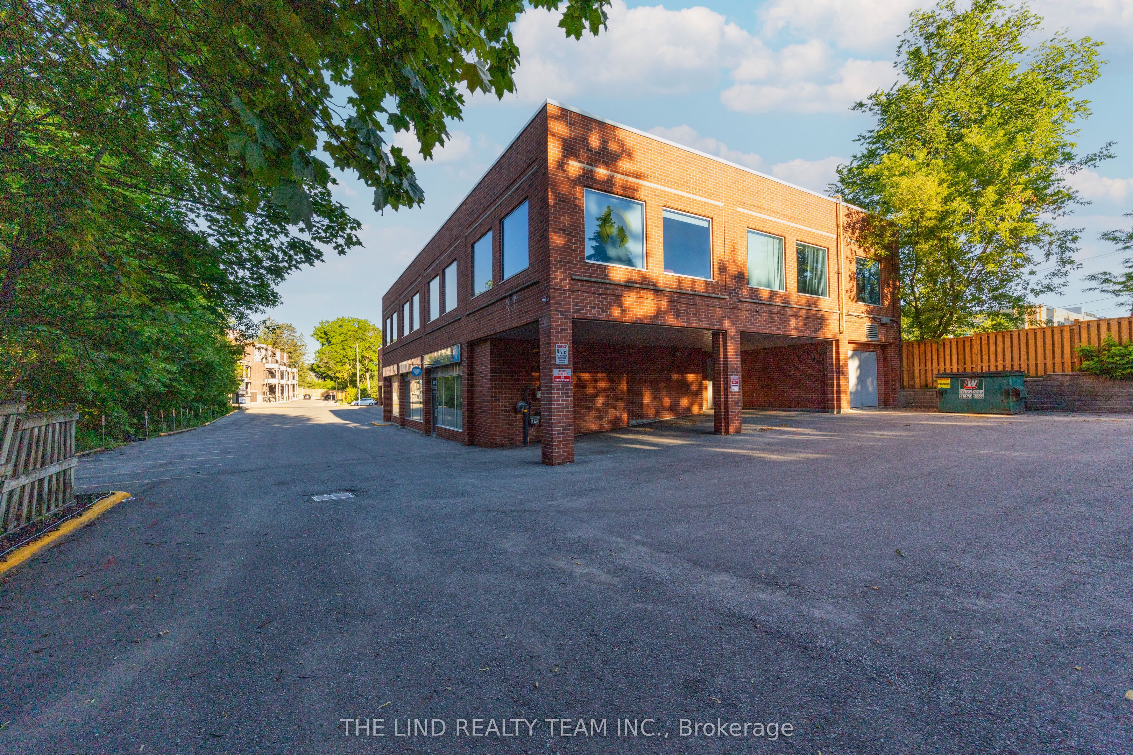 15105 Yonge Street