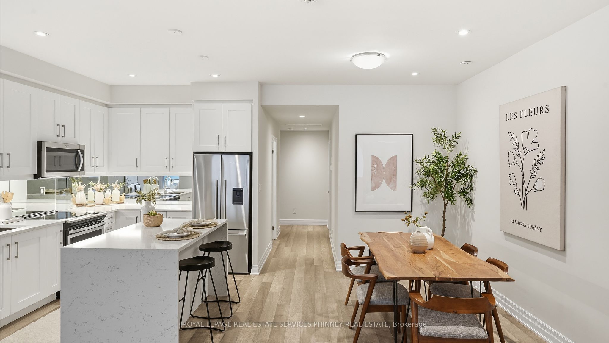 652 Cricklewood Drive 201