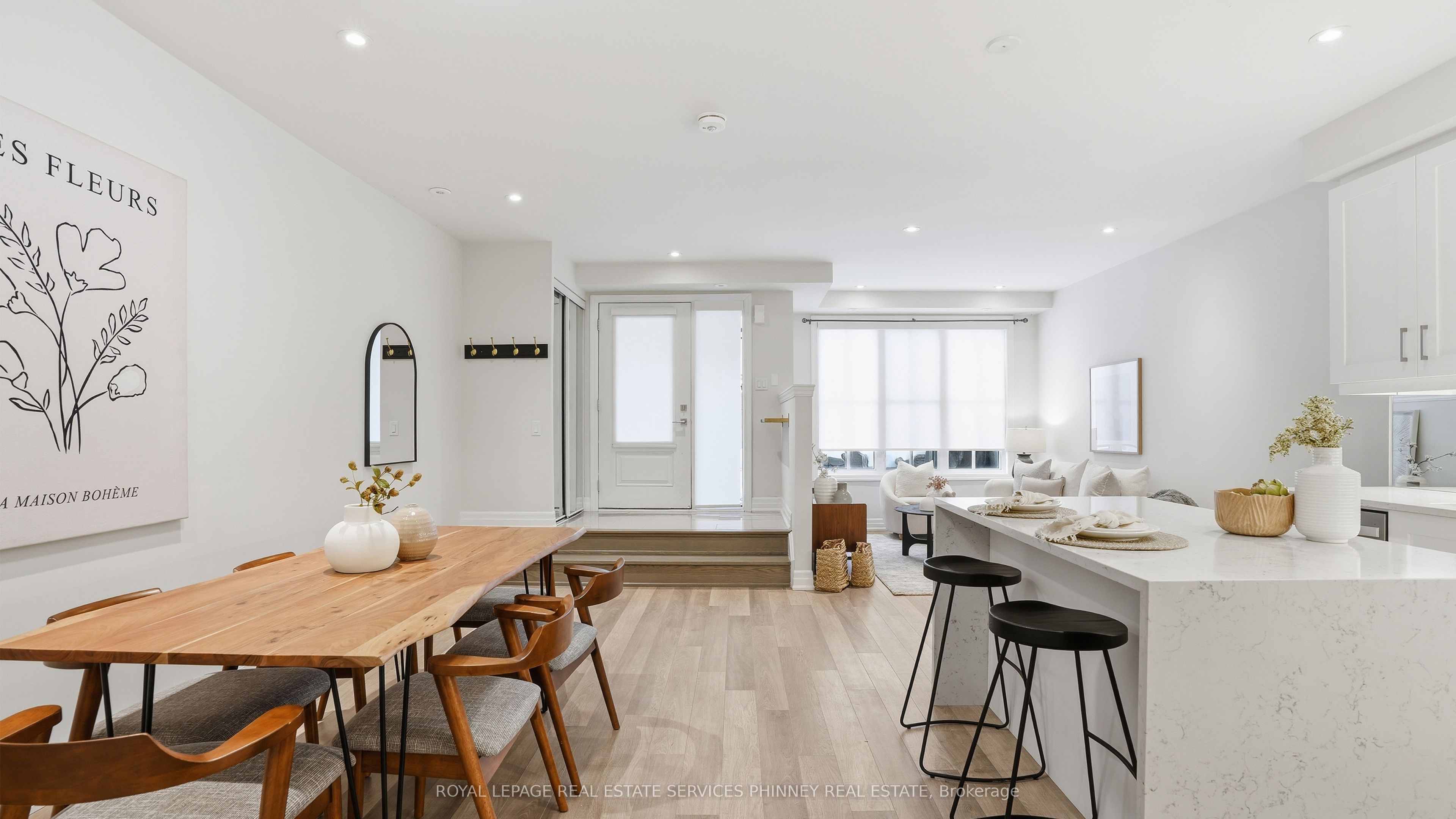 652 Cricklewood Drive 201