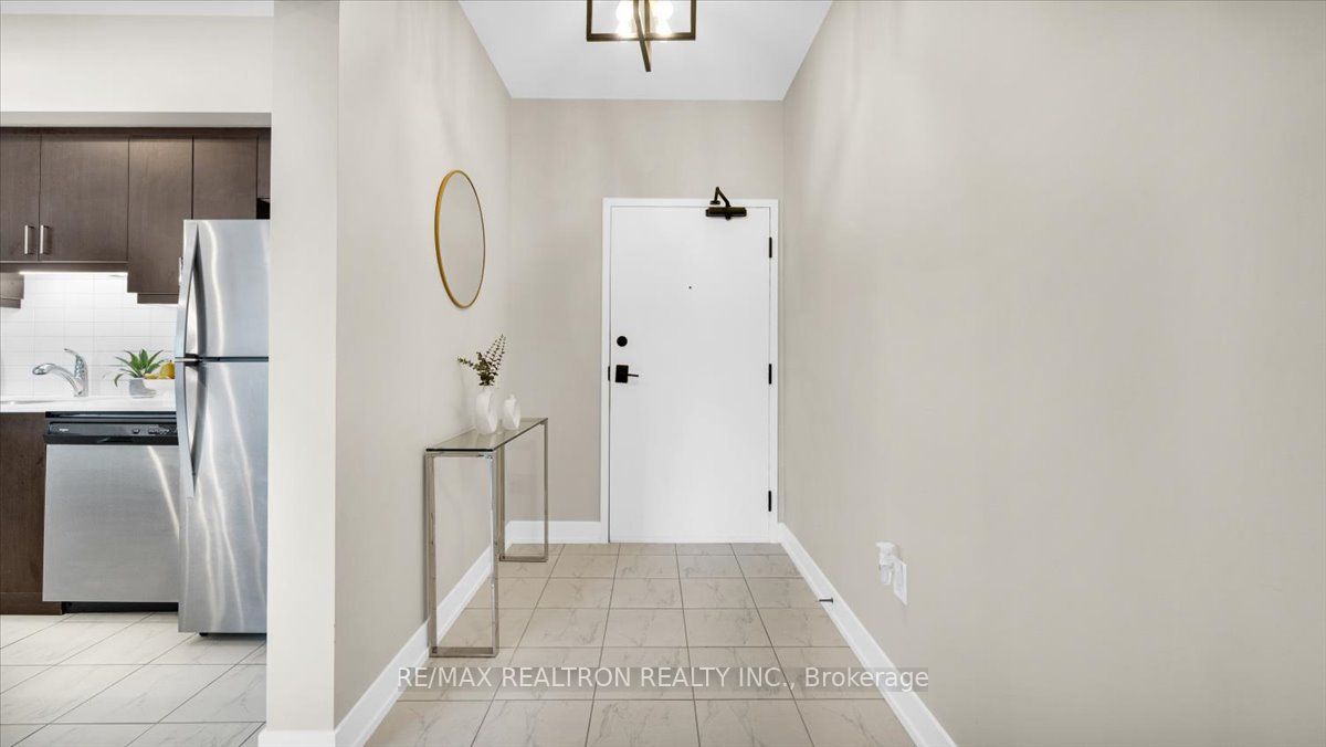 10 Culinary Lane 504