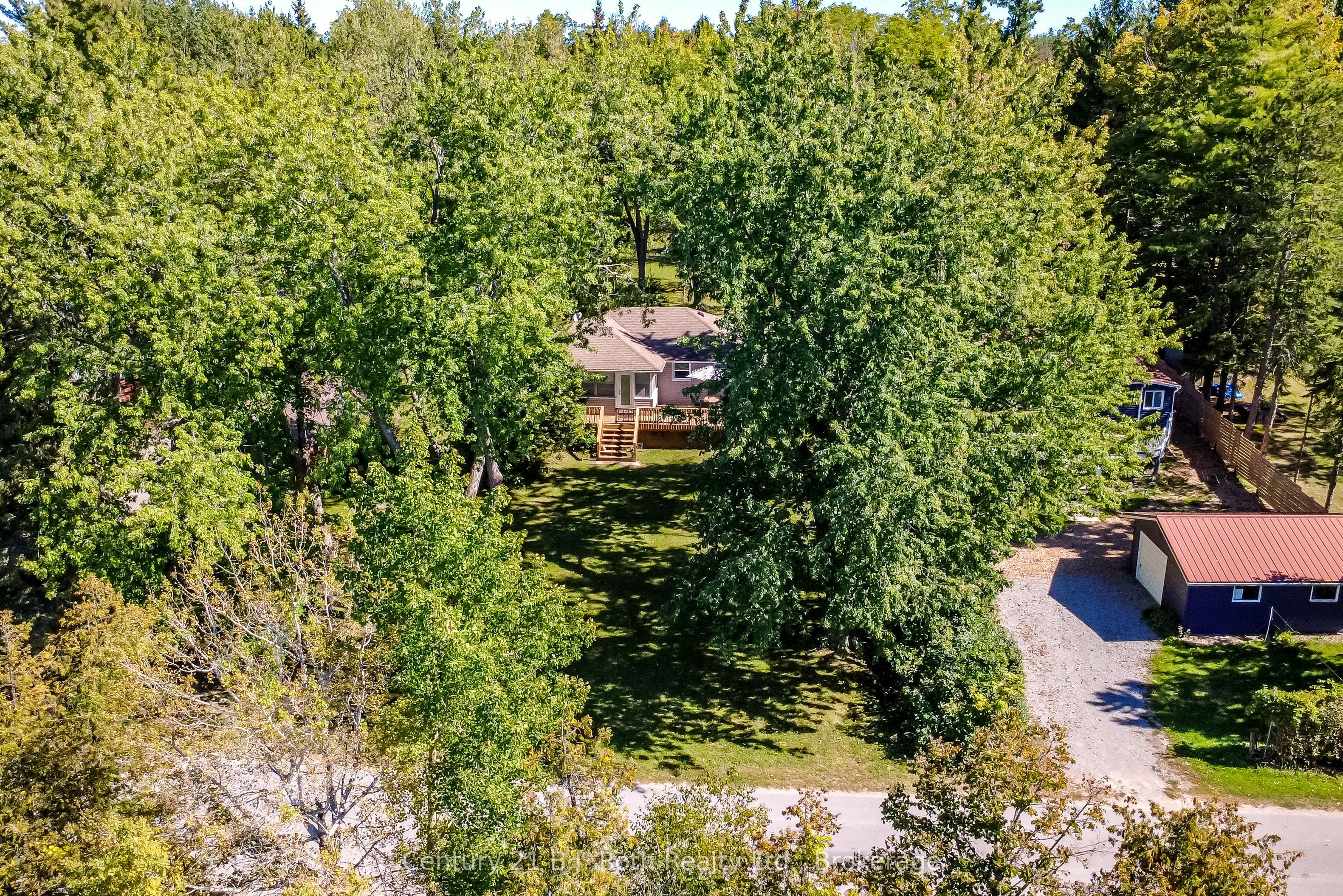 222 Lake Dalrymple Road