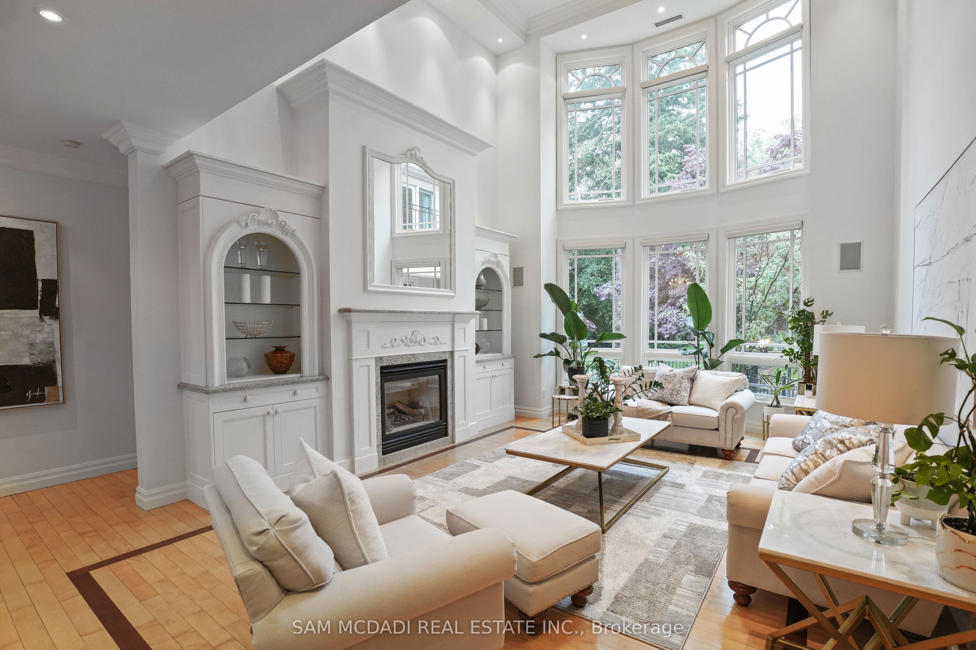 1382 Aldo Drive