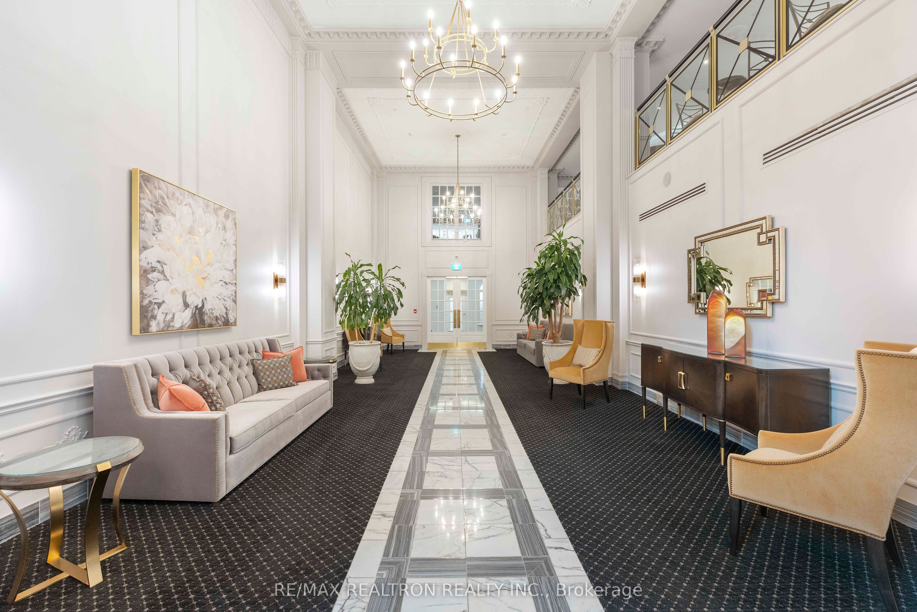 2287 Lake Shore Boulevard W 1402