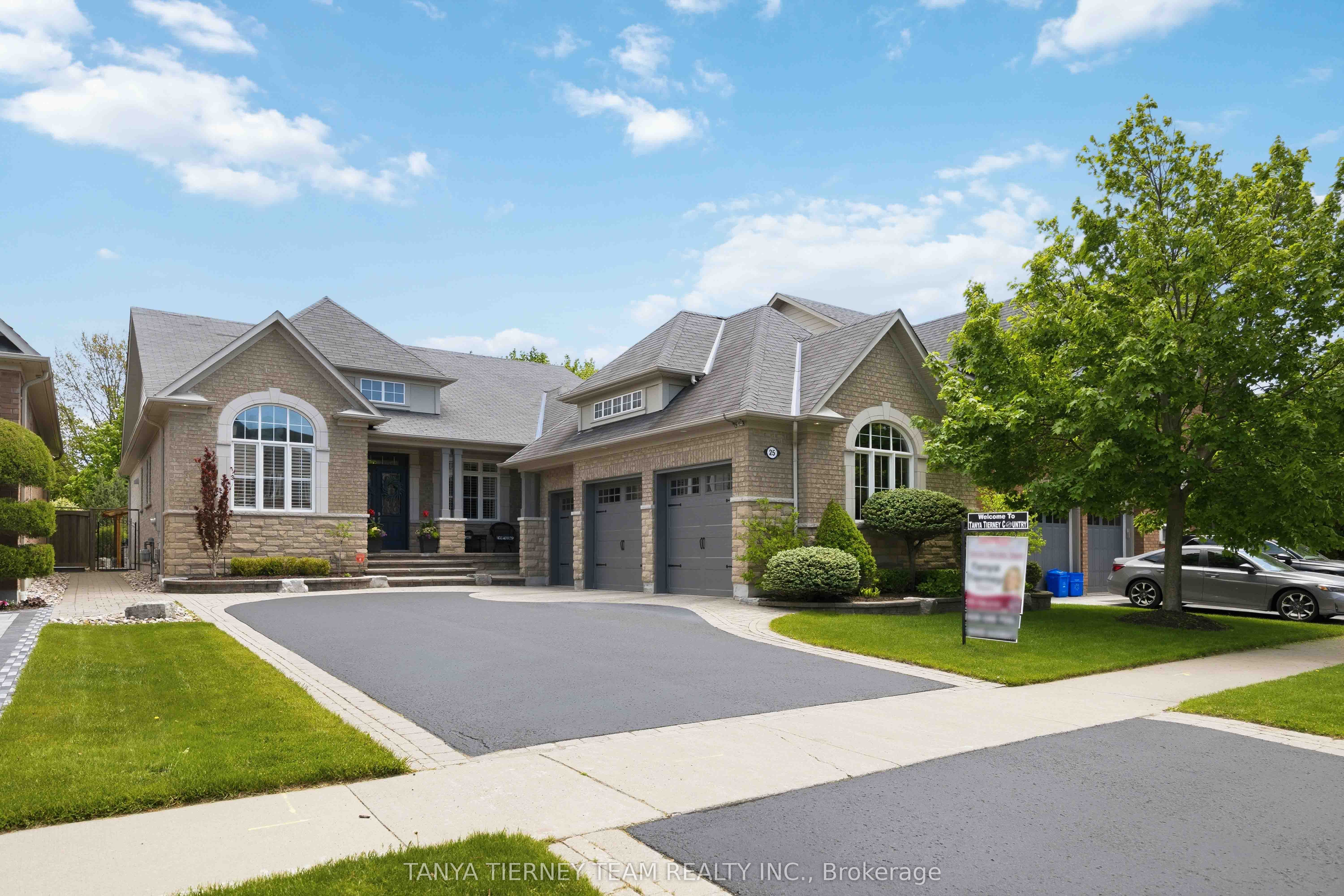 25 Montana Crescent