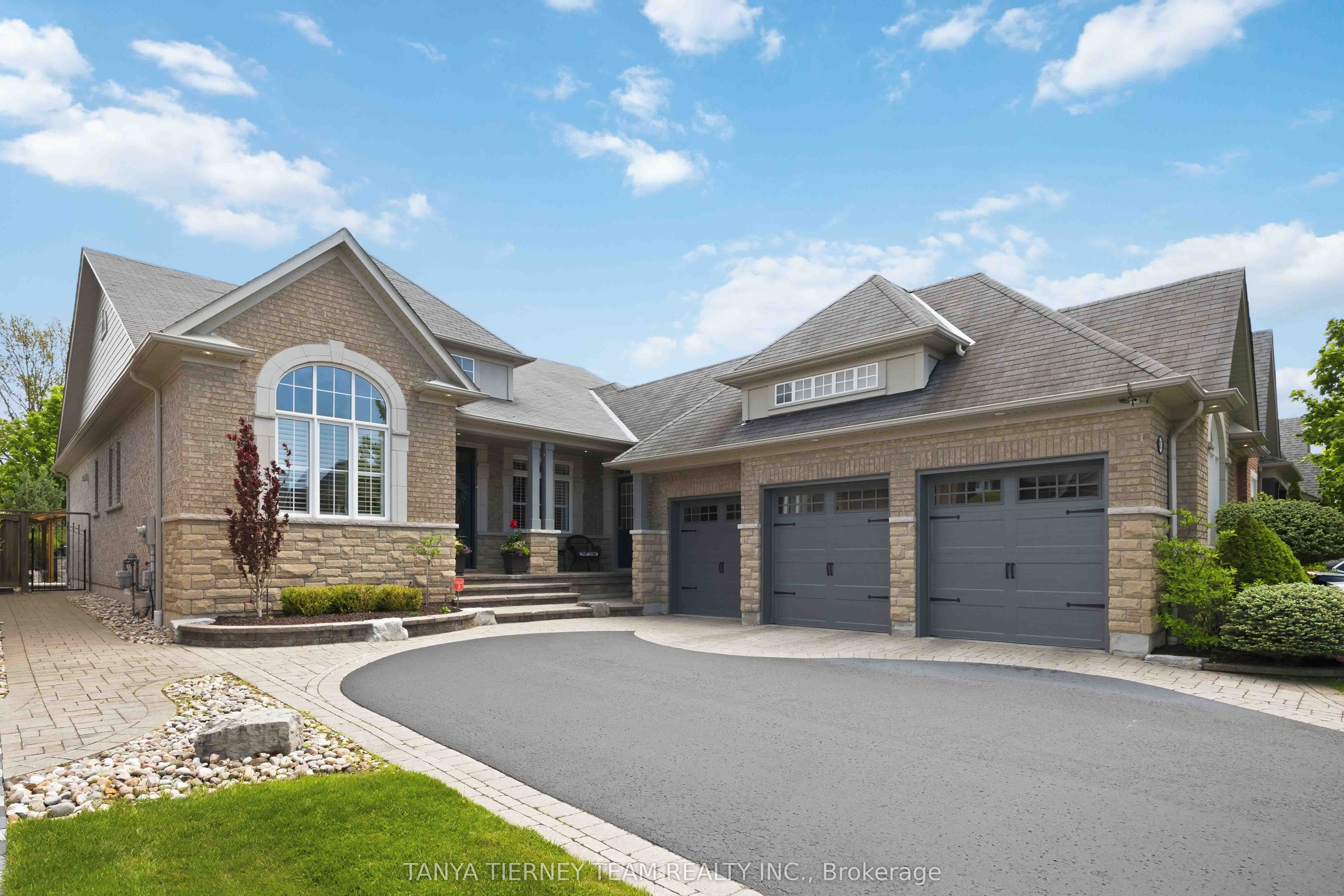 25 Montana Crescent