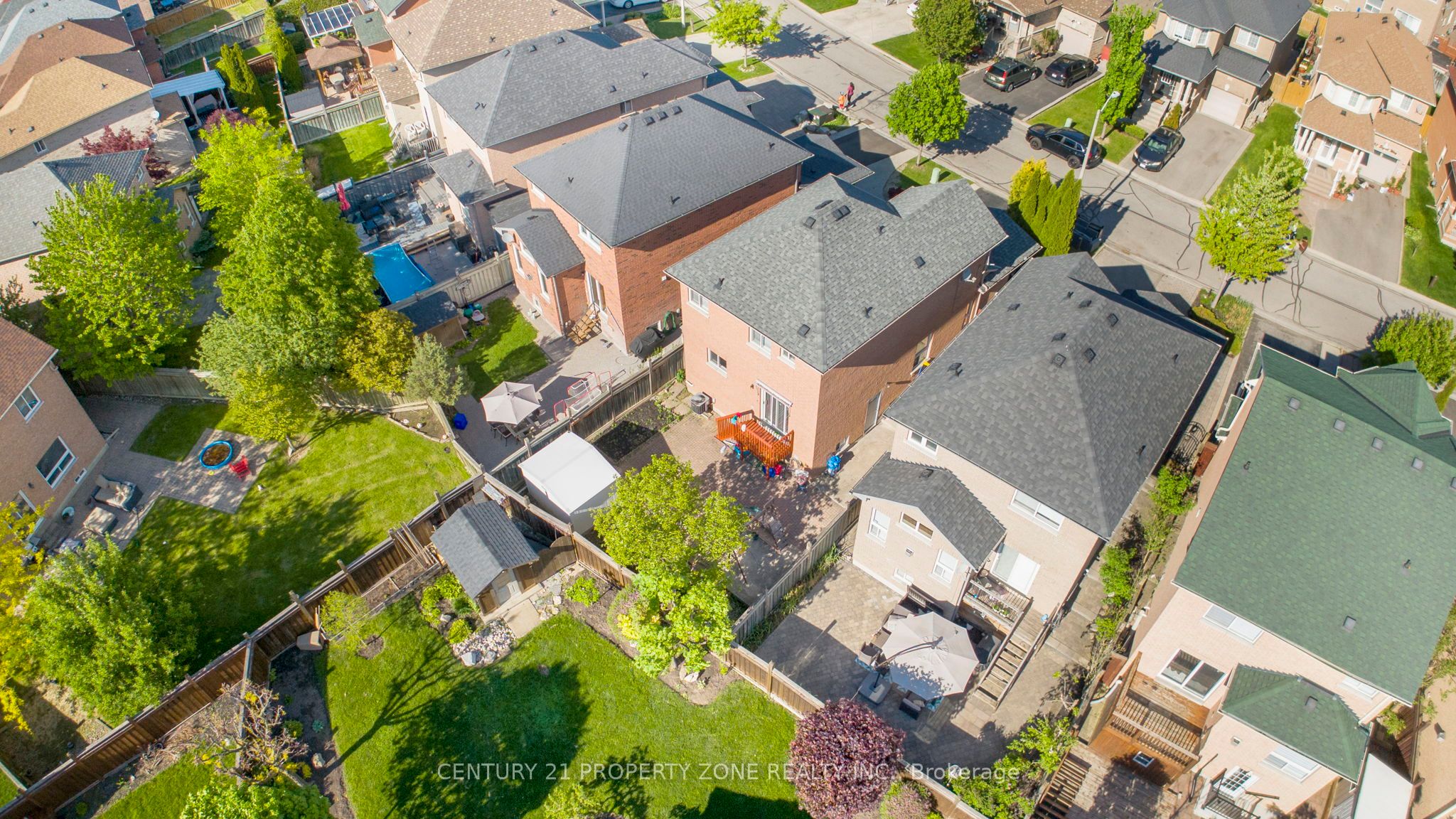 24 Signet Way
