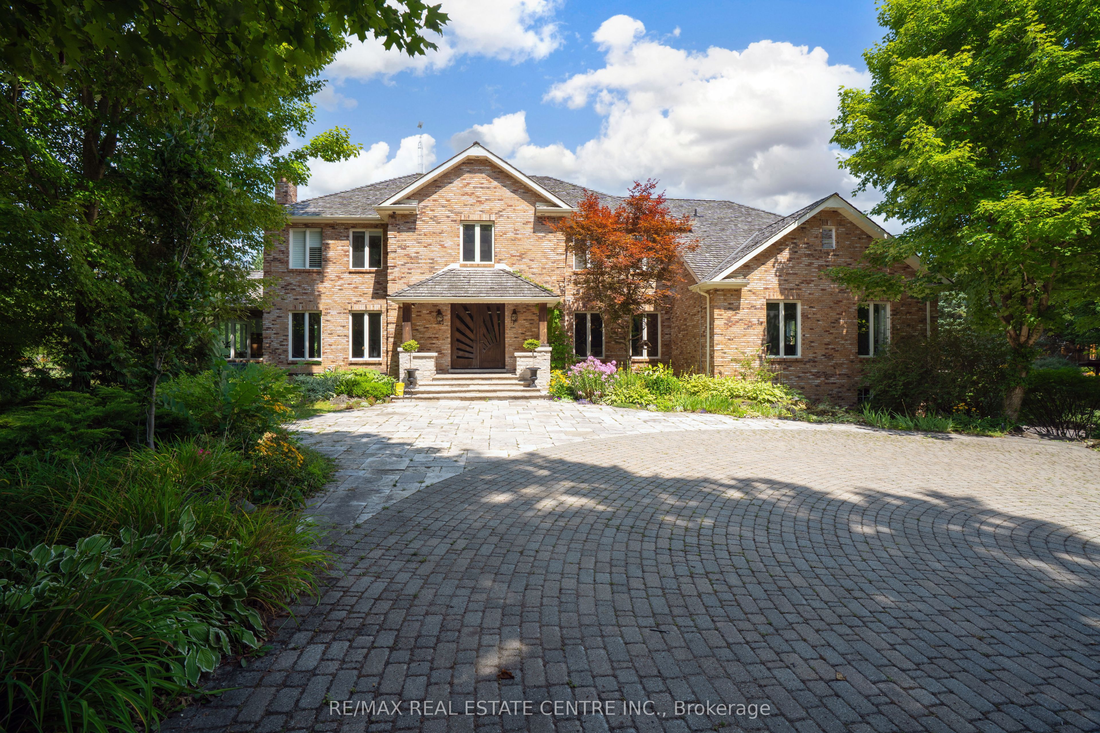 13701 fourth line nassagaweya N/A