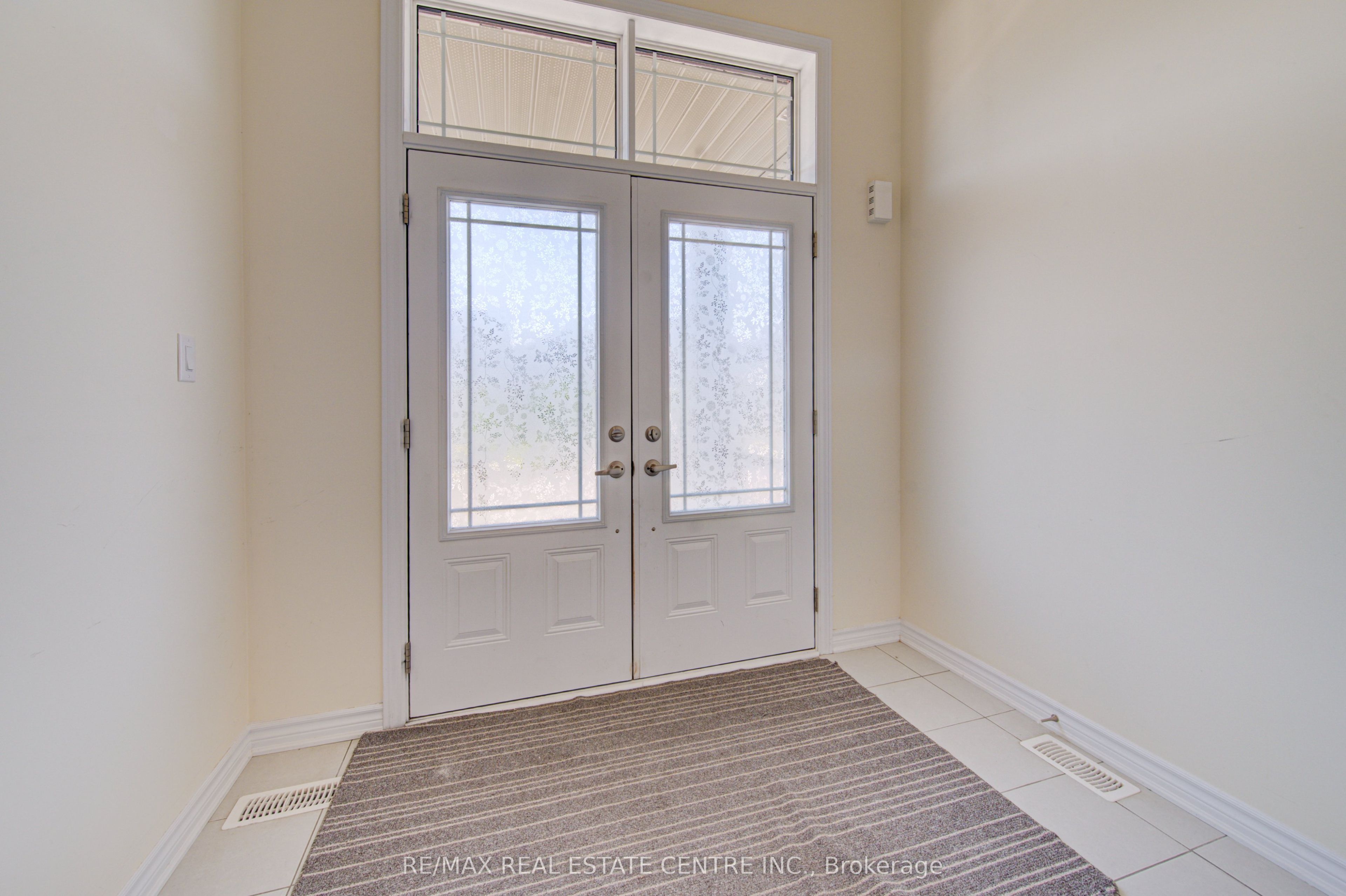 407 Dolman Street
