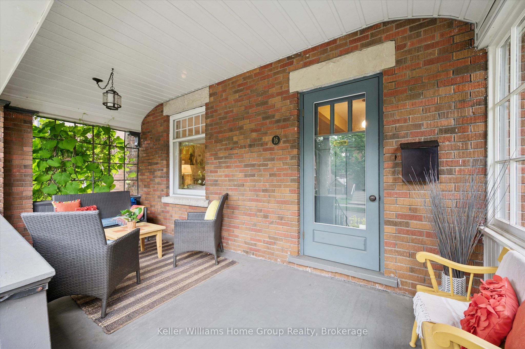 16 Cavell Avenue