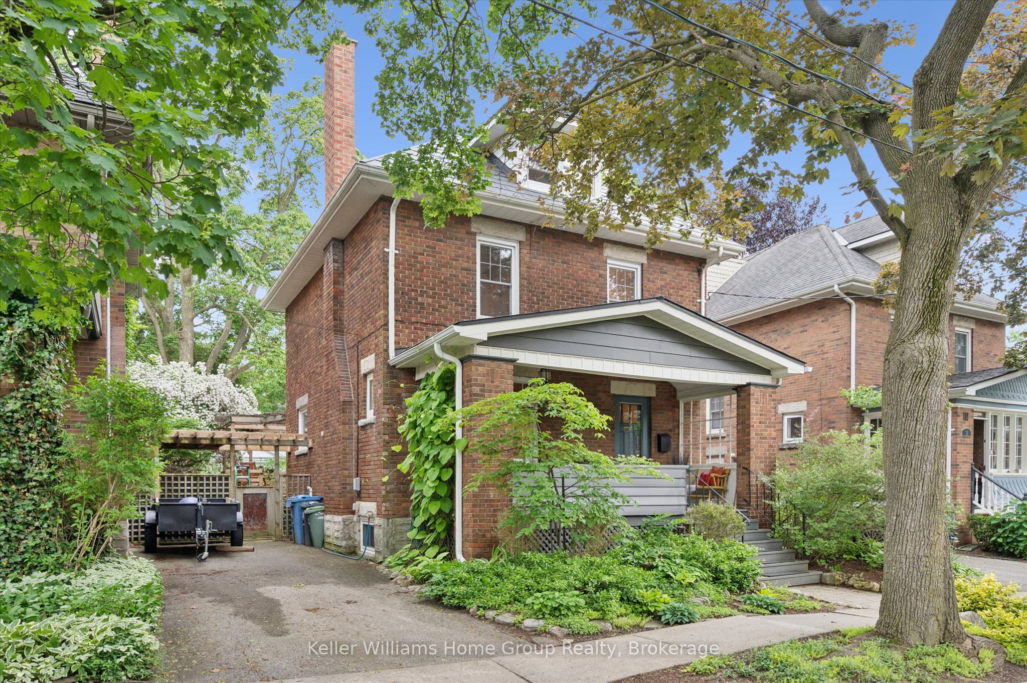 16 Cavell Avenue