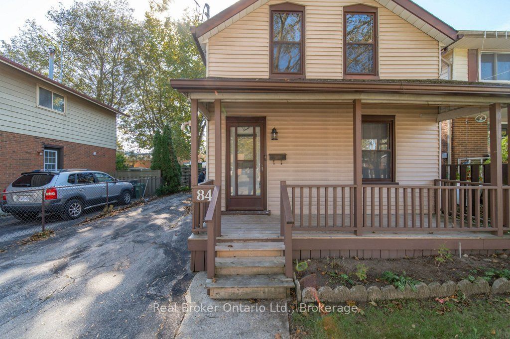 84 Alma Street N