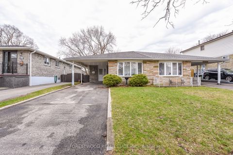 3162 Corrigan Drive Mississauga ON L4Y 3C6