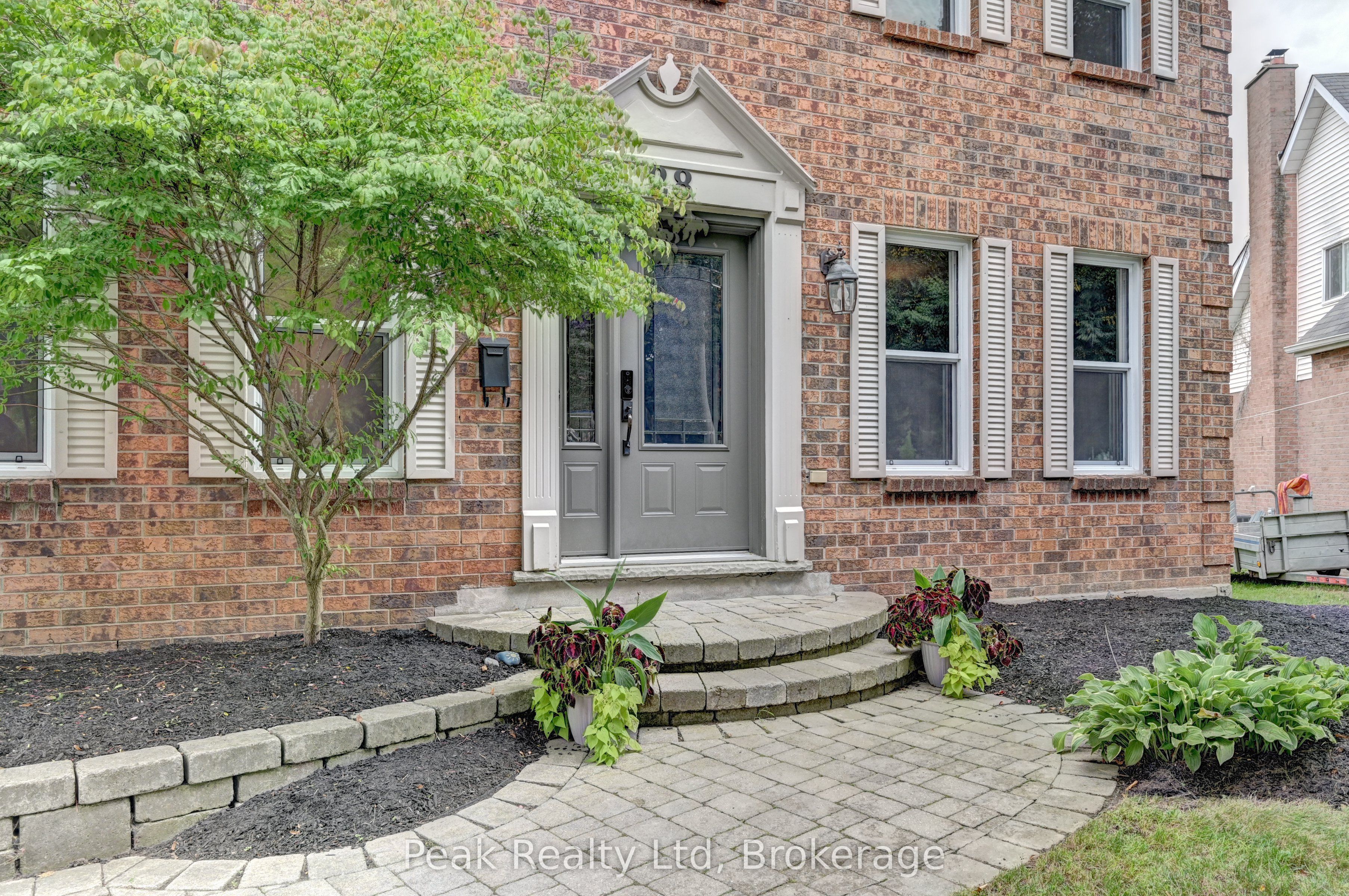 28 Notchwood Court