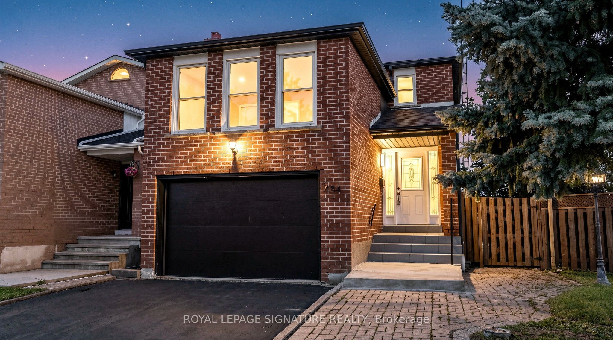784 Galloway Crescent