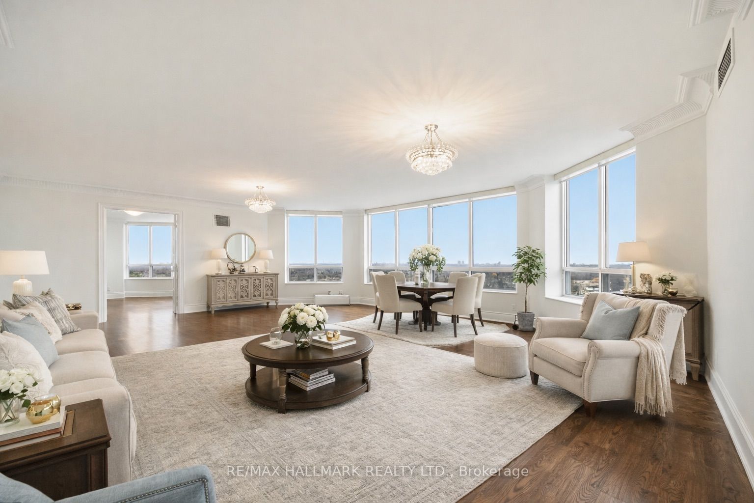 80 Harrison Garden Boulevard 1821