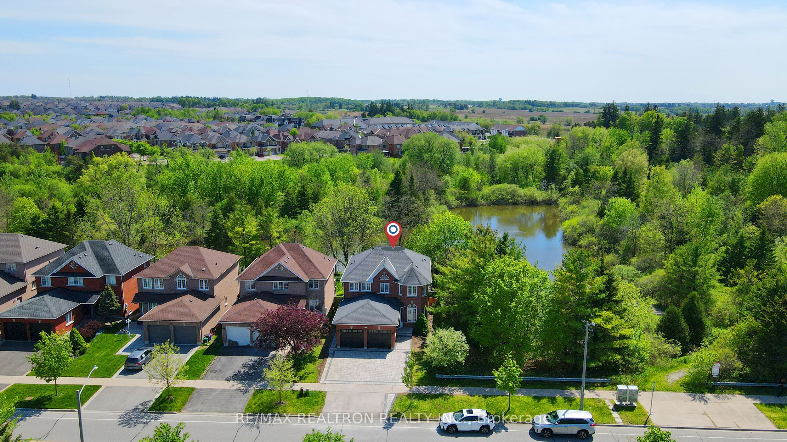 221 Humberland Drive