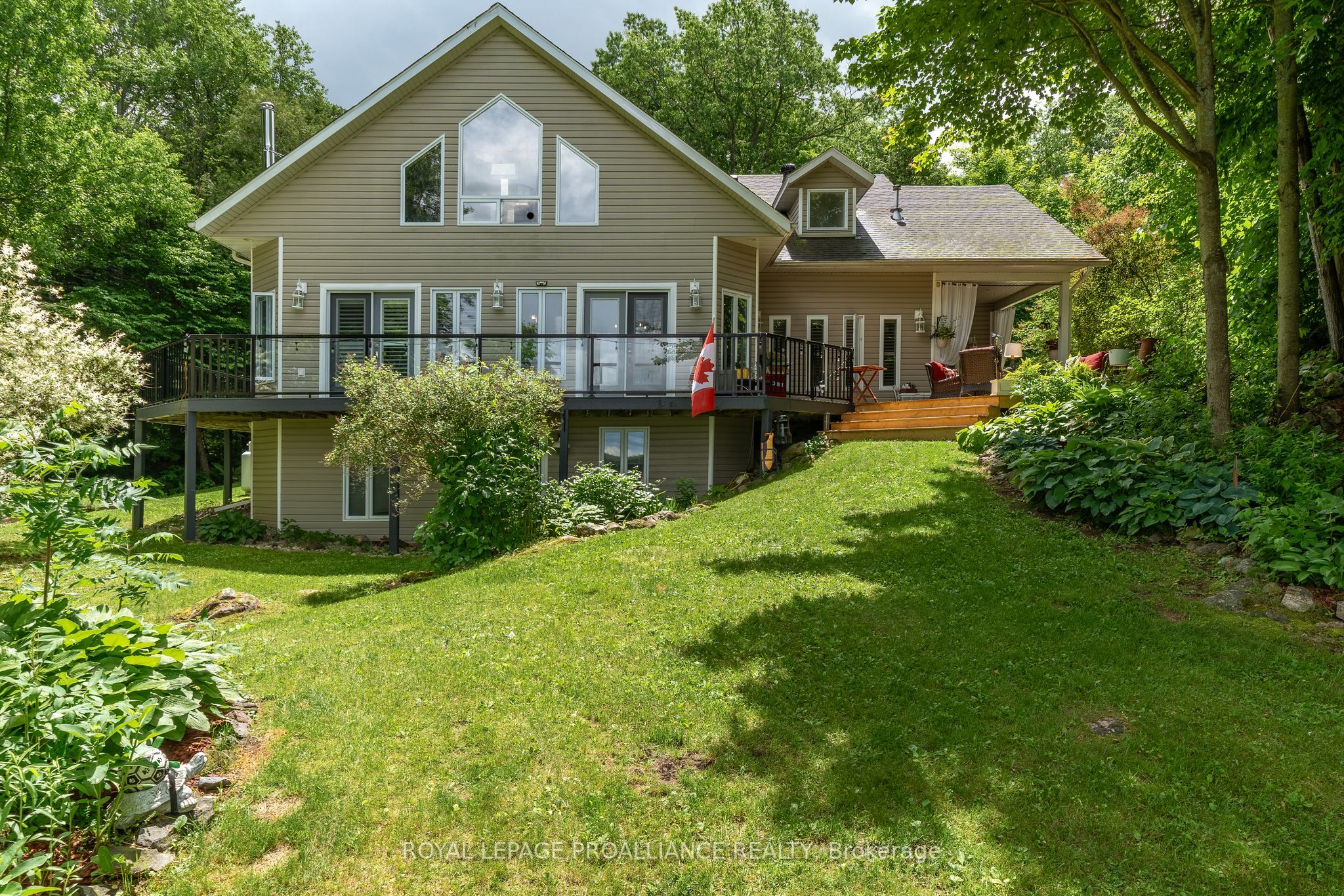 17B Hughes Lane