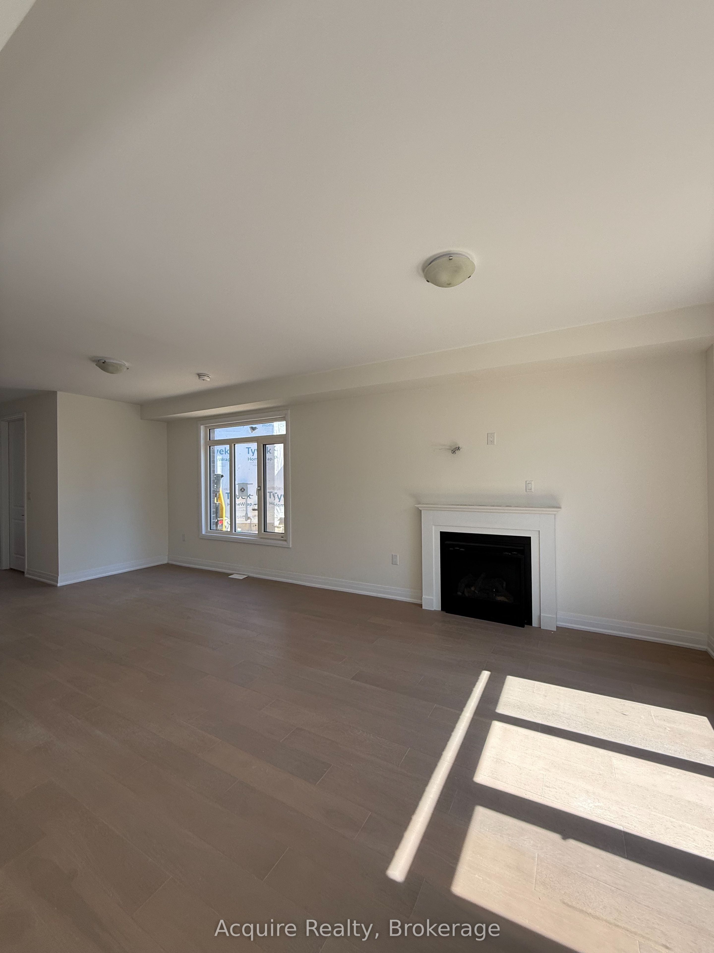 11 Dagenham Dr Drive