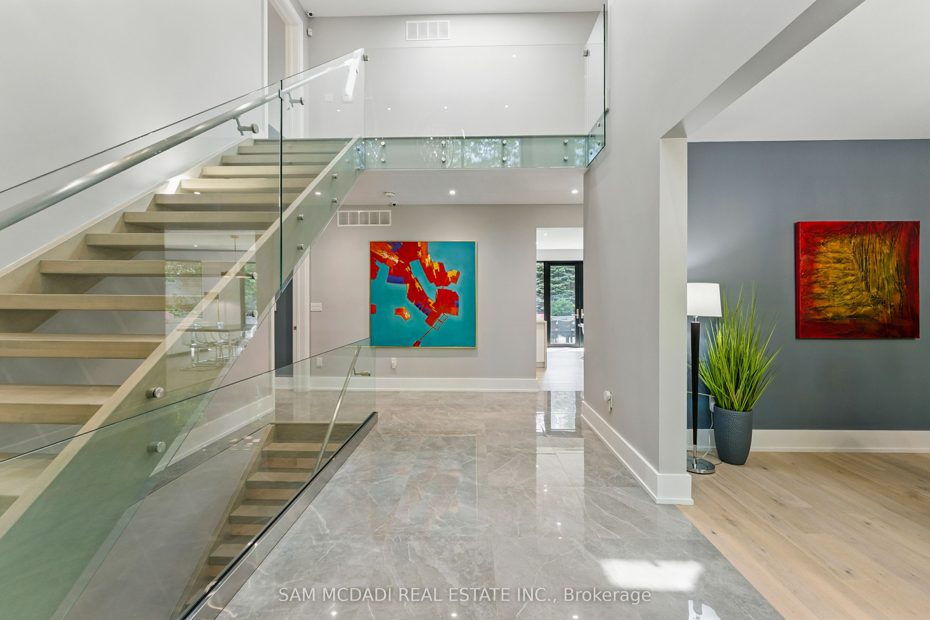 1112 Caldwell Avenue