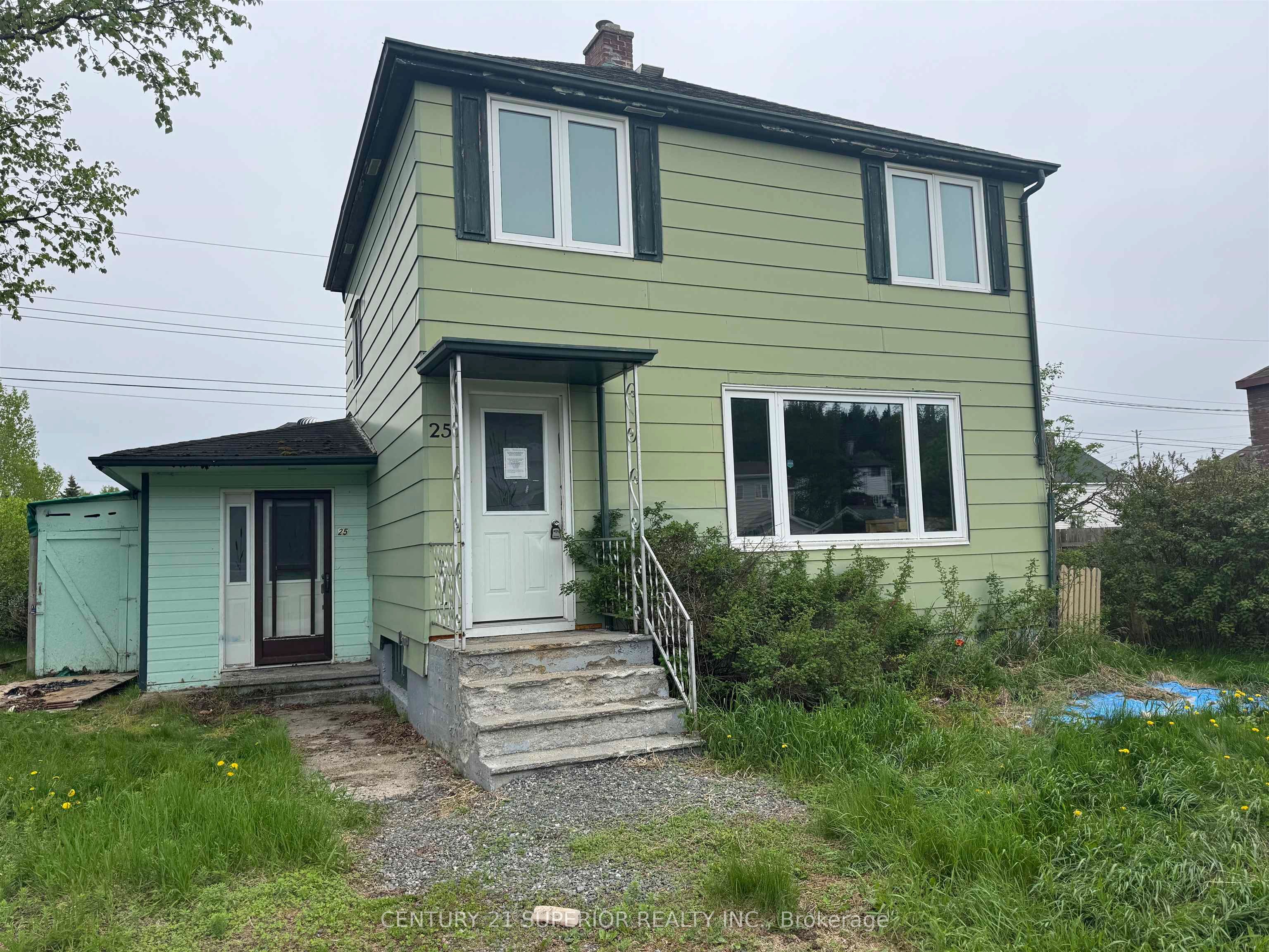 25 Ross Avenue
