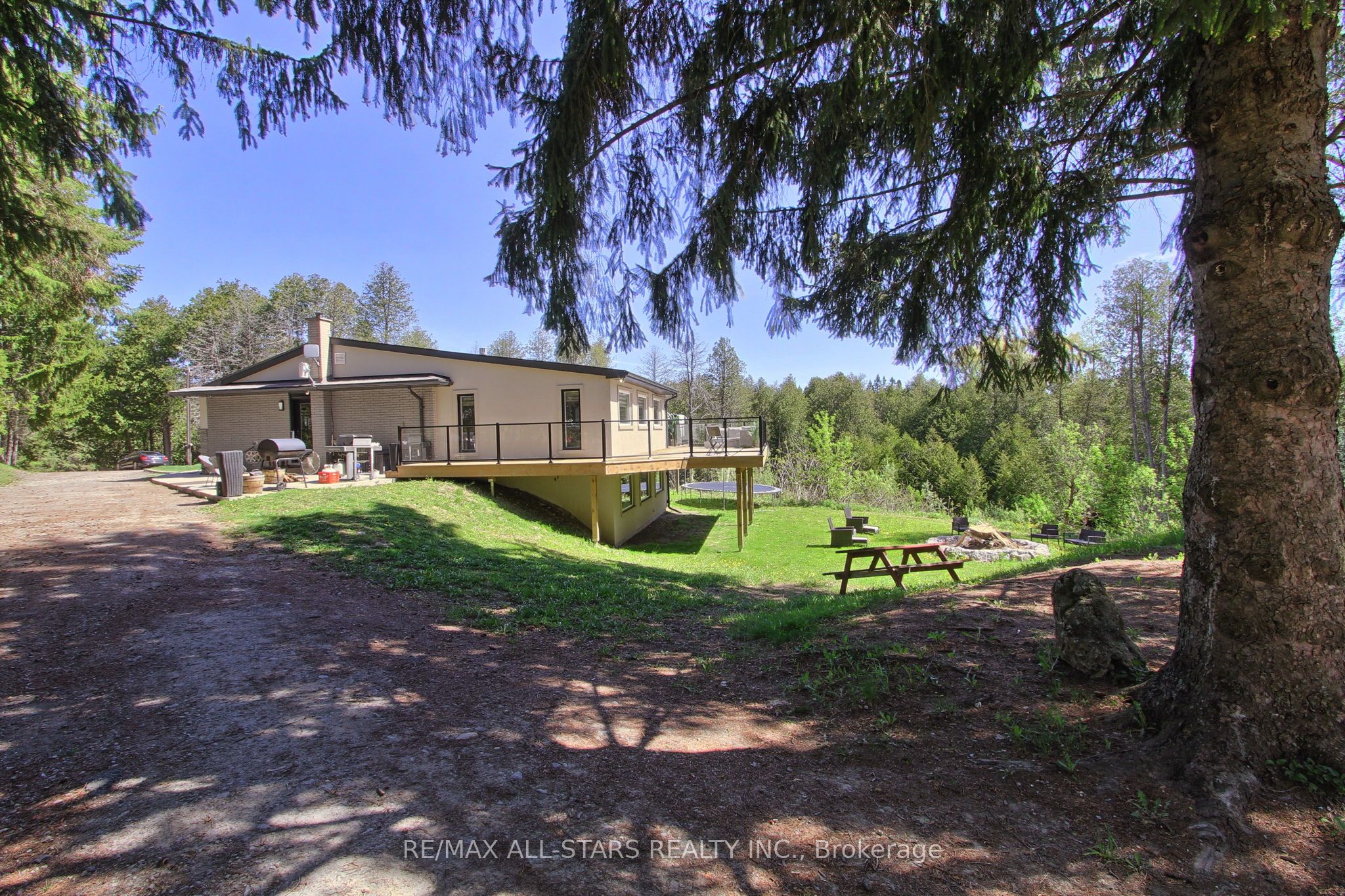 215 Uxbridge Pickering Townline