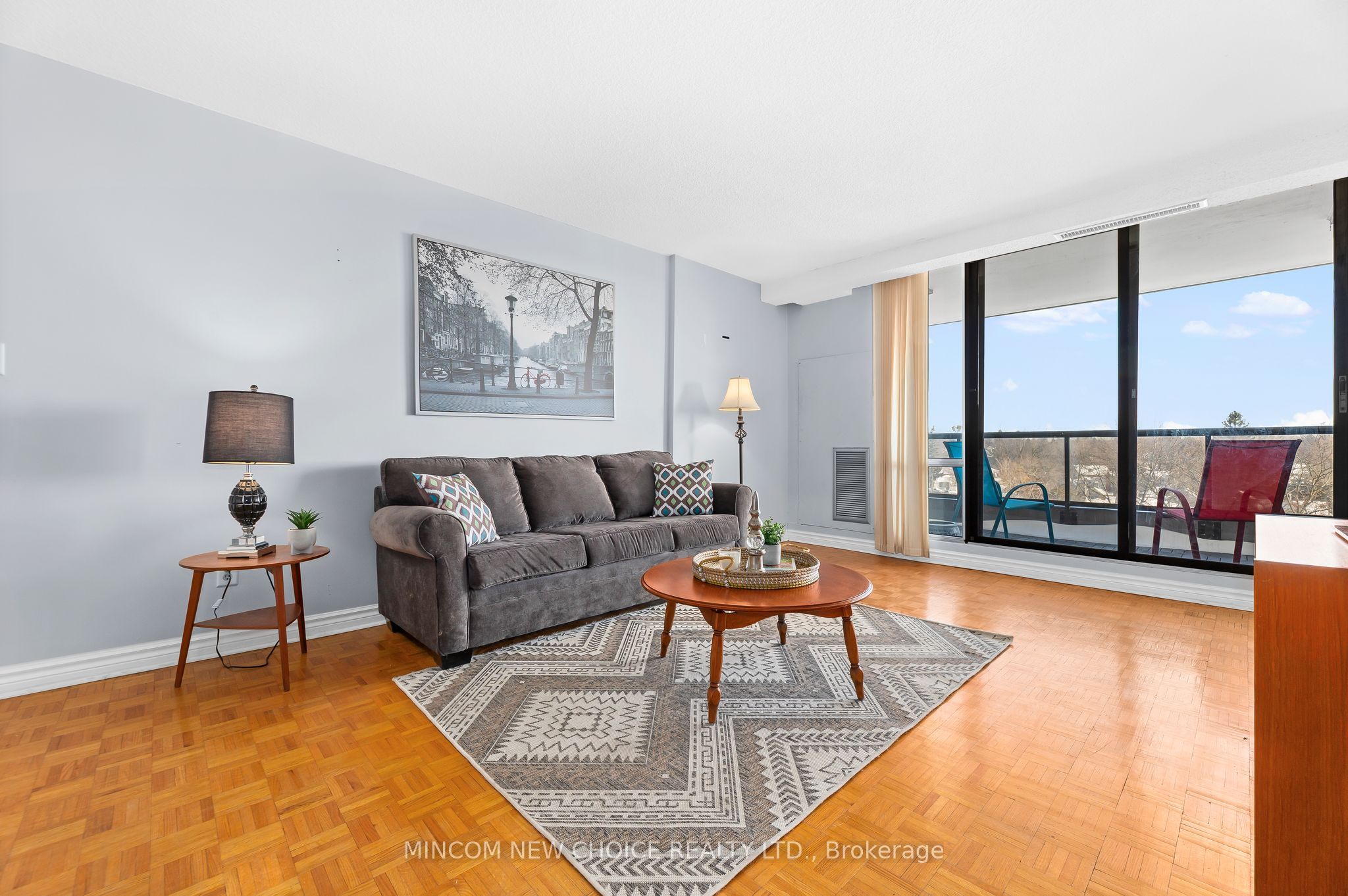 92 Church Street S 704