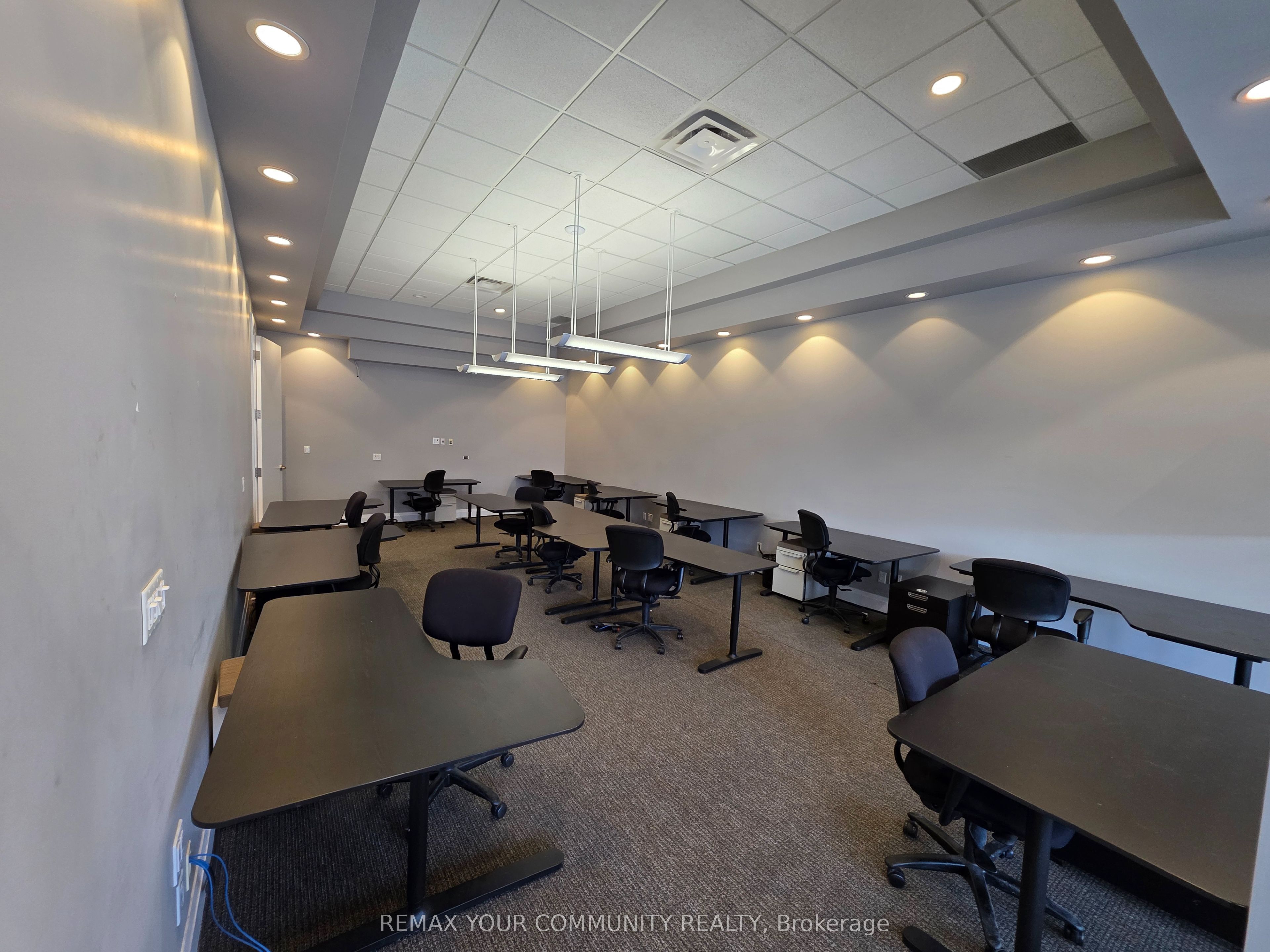 1525 Cornwall Road 5