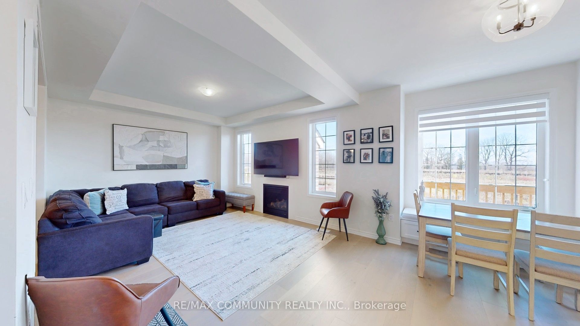3279 Turnstone Boulevard