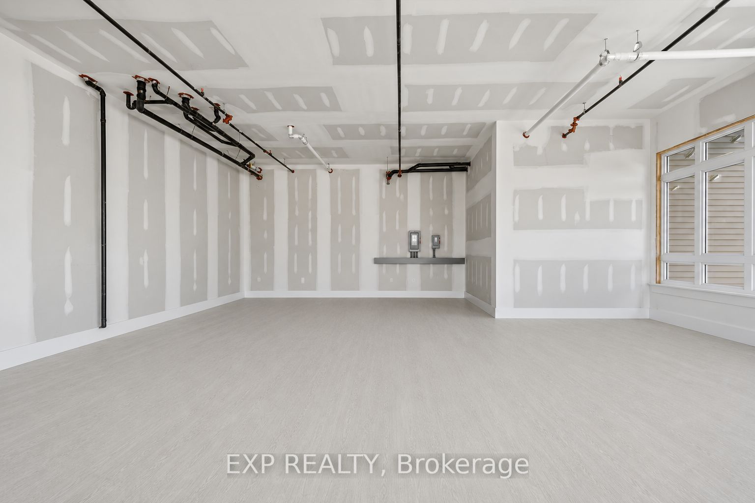 1020 March Road 5
